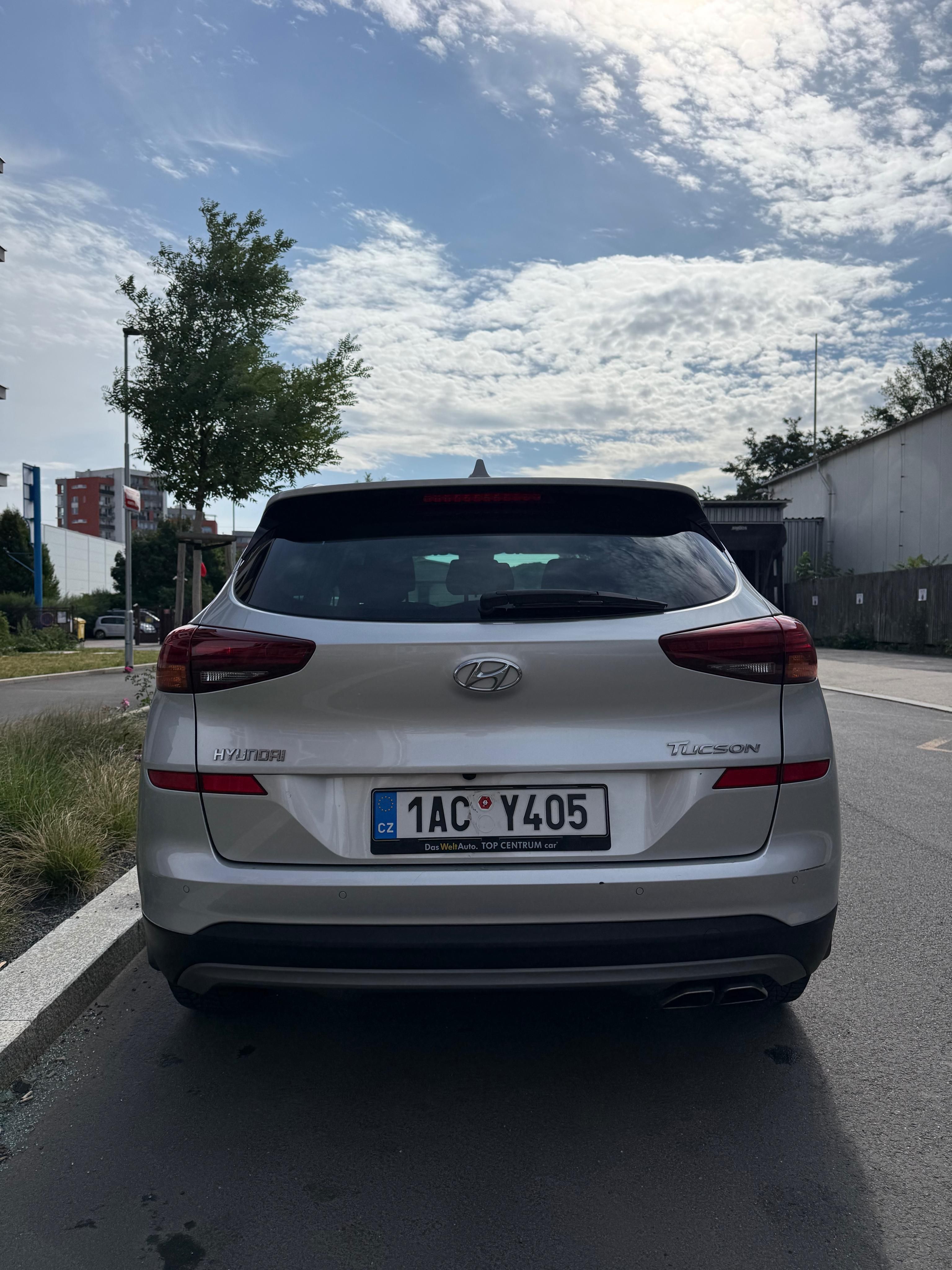 Hyundai Tucson, Hyundai Tucson 1.6 CRDi 85 kW - fotka 3