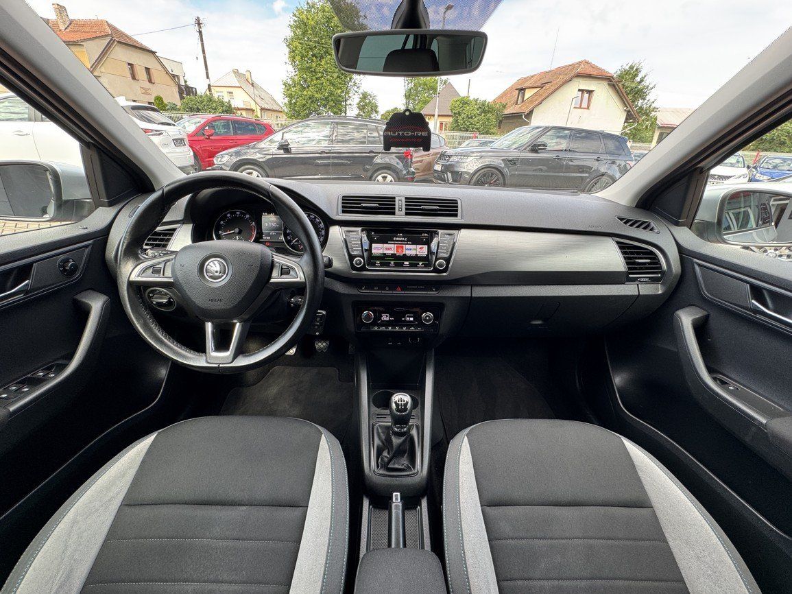Škoda Fabia, 1.2TSi Joy Navi Digi Klima - fotka 6