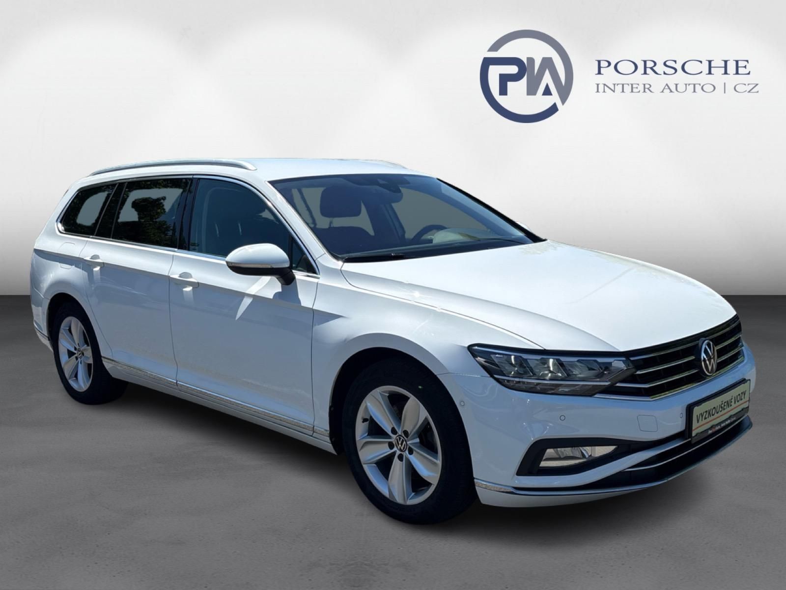 Volkswagen Passat Variant, 2.0 TDI DSG Elegance 110 kW - fotka 6