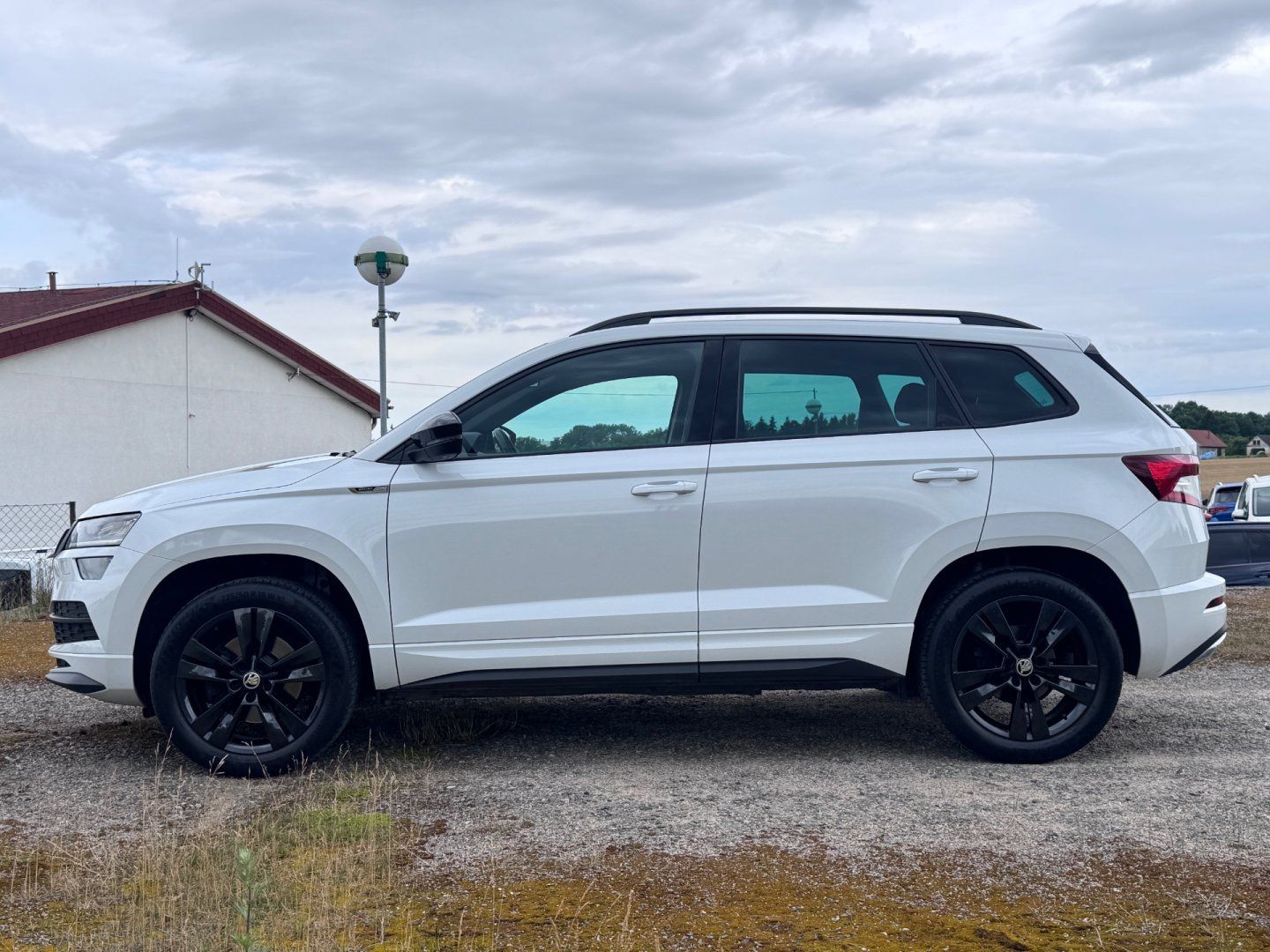 Škoda Karoq, 2.0 TSI DSG Sportline 4x4 - fotka 4