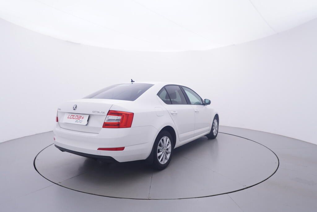 Škoda Octavia, 1.2 TSI 77 kW - fotka 5