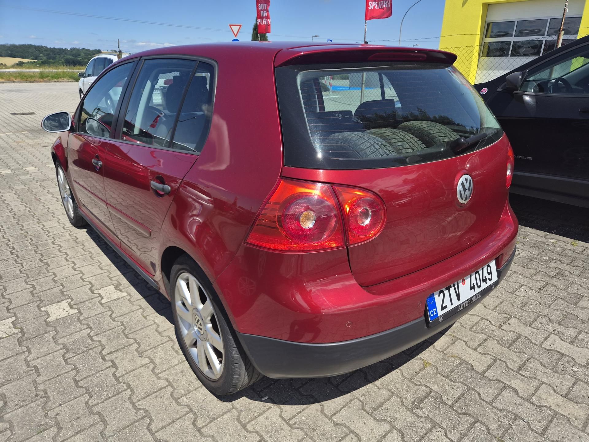 Volkswagen Golf, 1,6 FSI automat - fotka 4