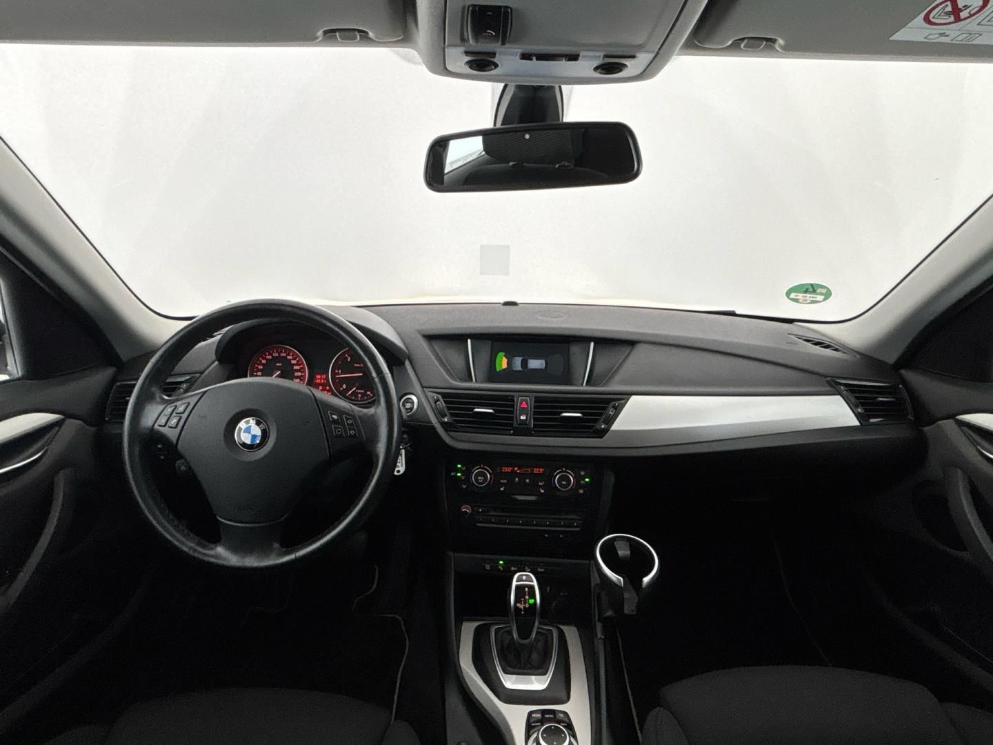 BMW X1, 2.0 d / 105 kW xDrive 18d - fotka 5