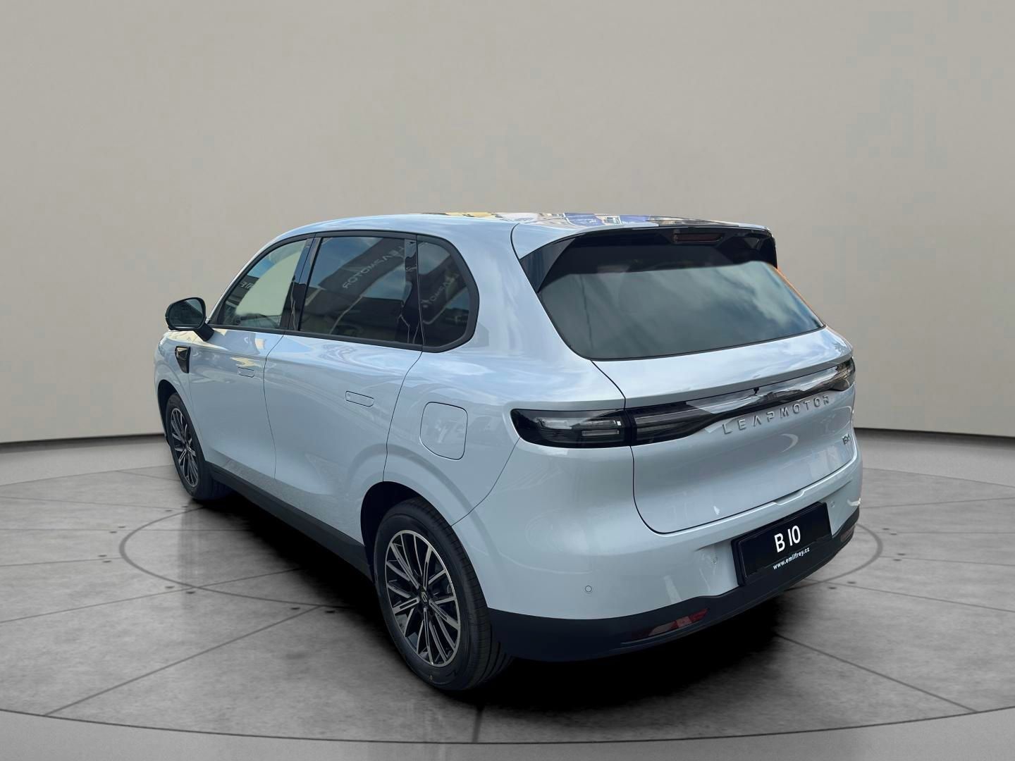 Leapmotor B10, Design Hybrid EV - fotka 3