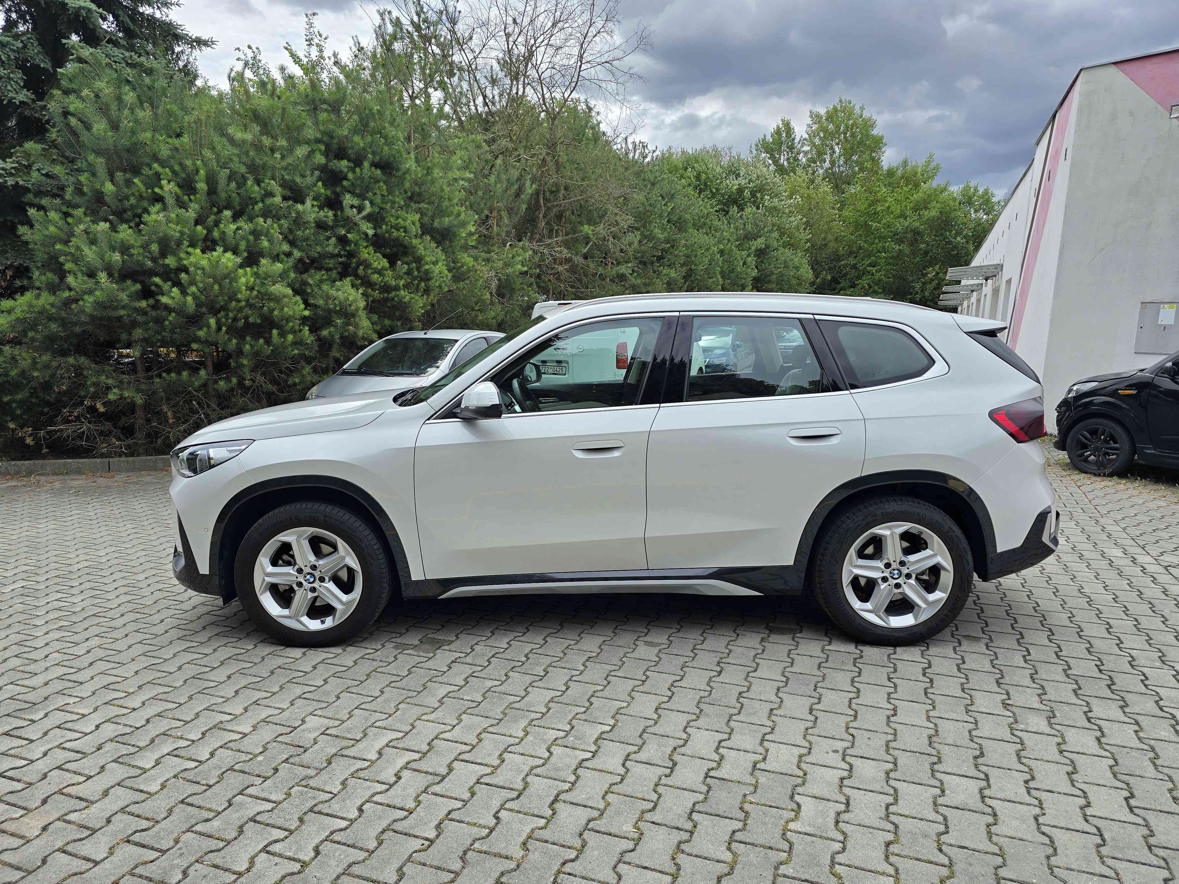 BMW X1, 20d xLine Innovation Comfort - fotka 2