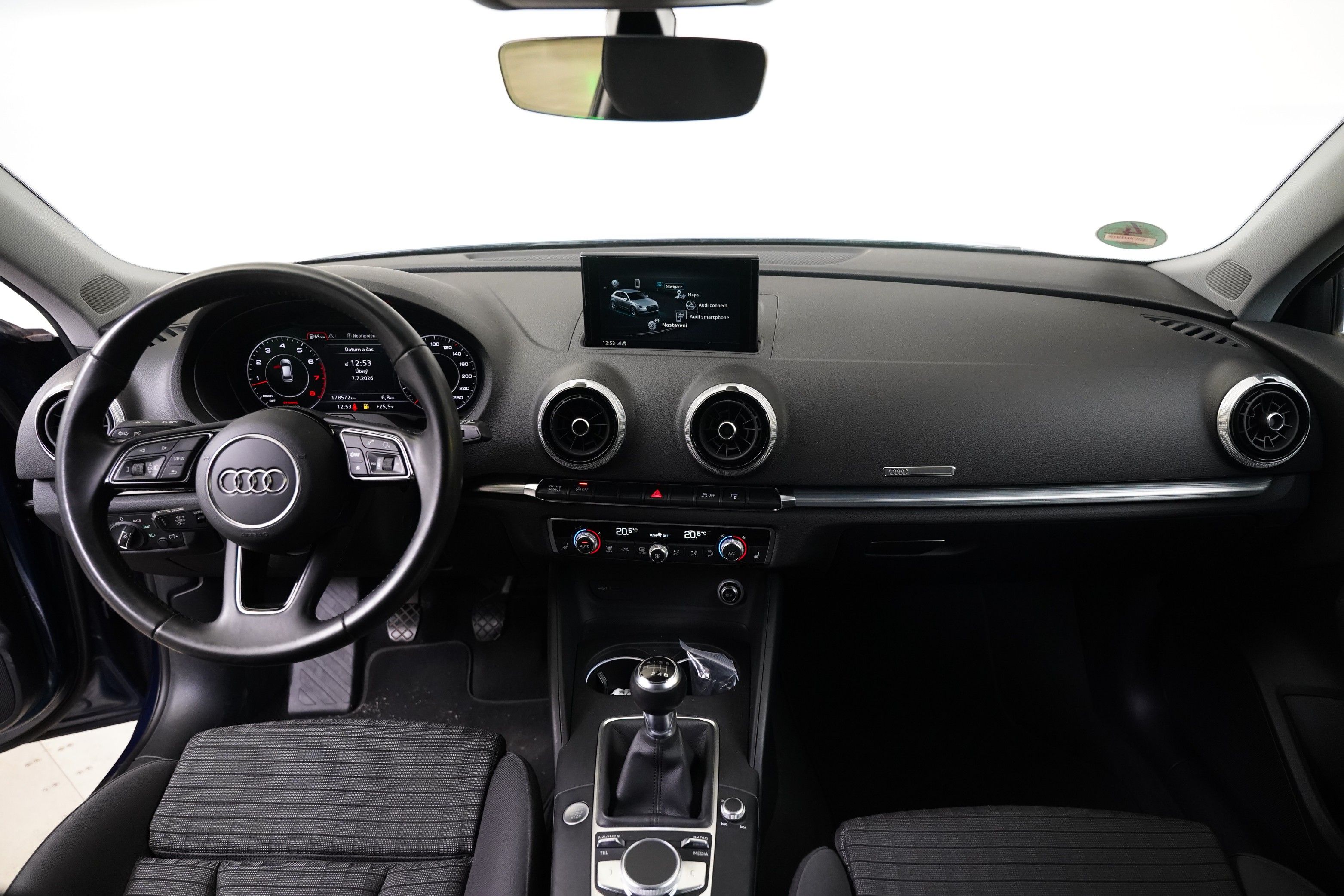 Audi A3, 1.4 TFSI 110 kW Ambition - fotka 6