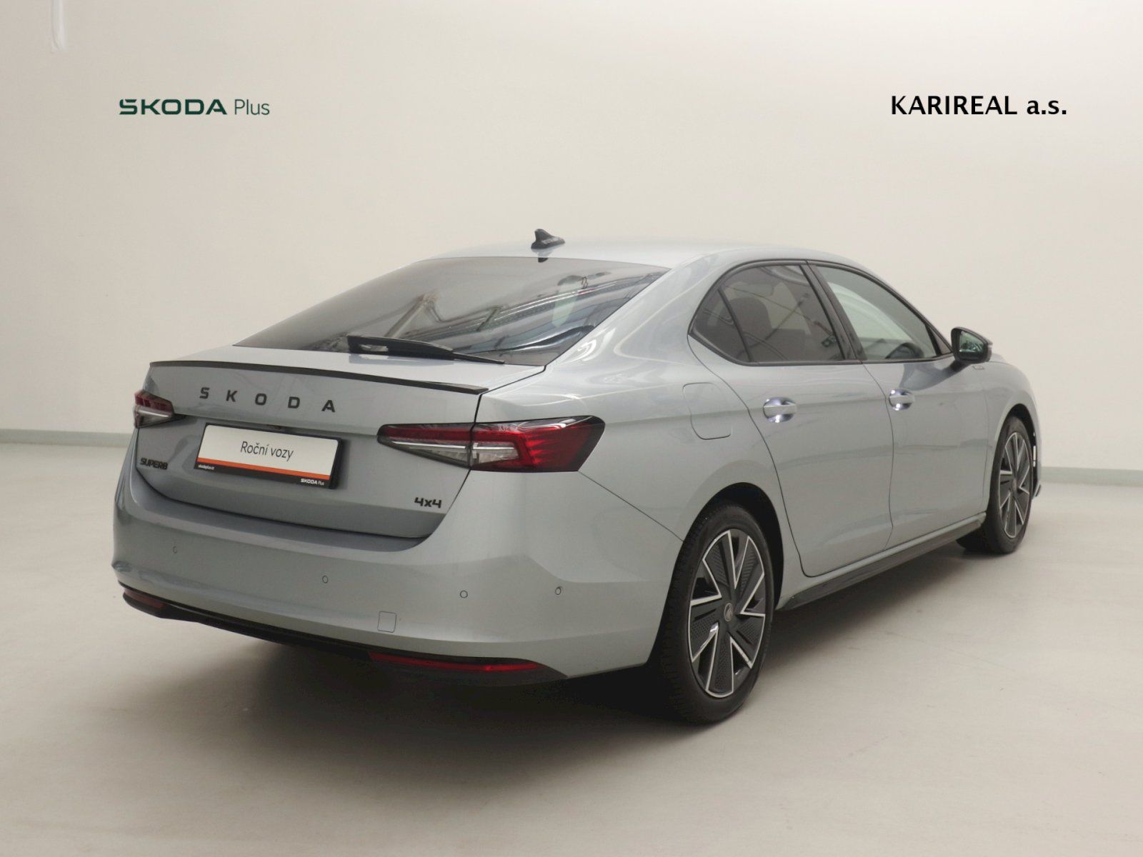Škoda Superb, TDI 4x4 2.0/142kW DSG SportLin - fotka 2