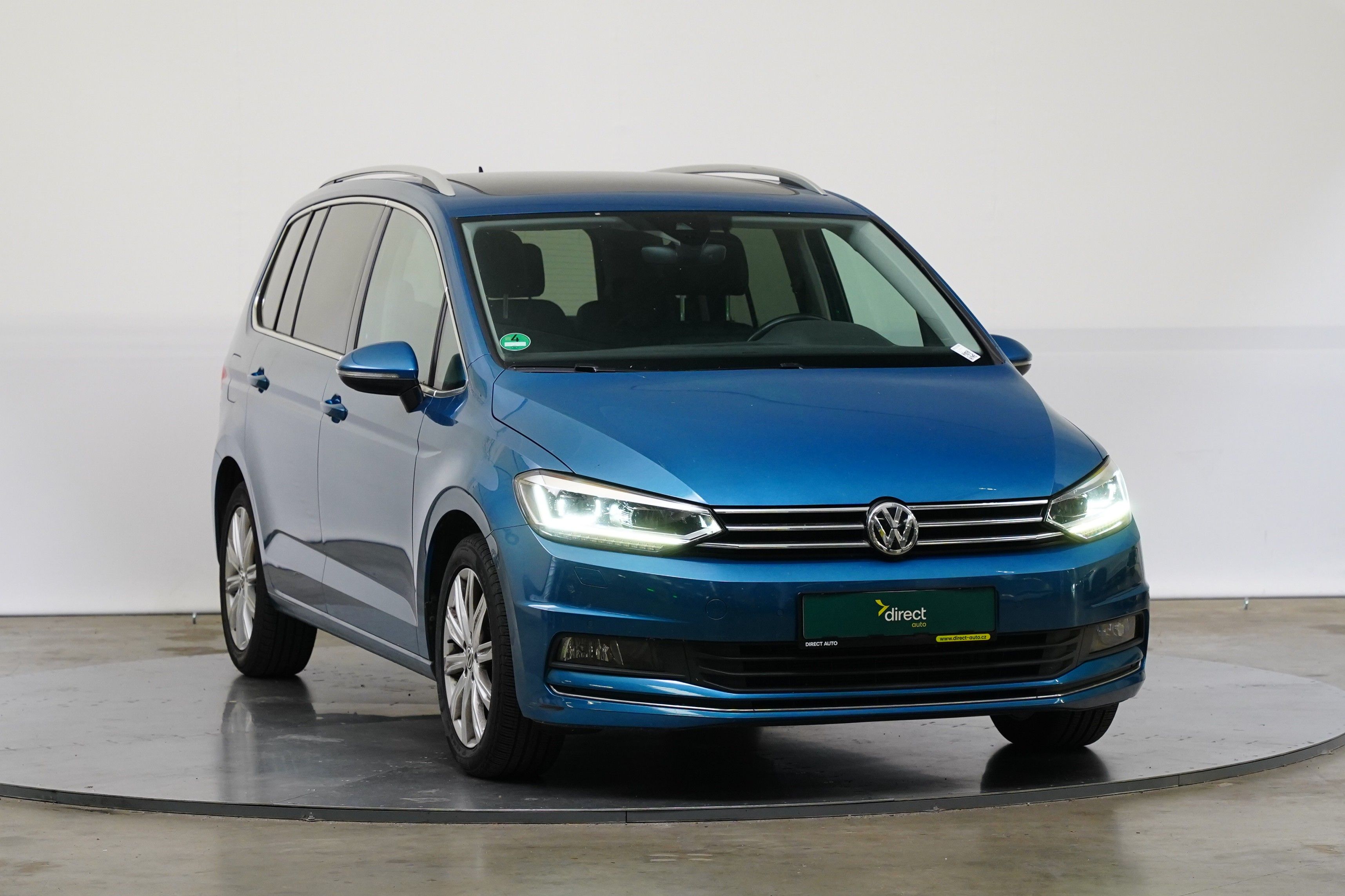 Volkswagen Touran, 1.8 TSI 132 kW DSG Highline - fotka 2