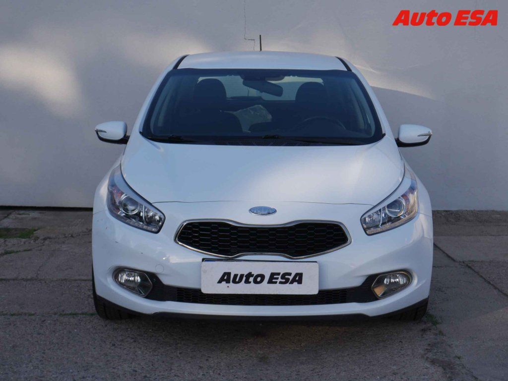 Kia Cee´d, 1.4i - fotka 2