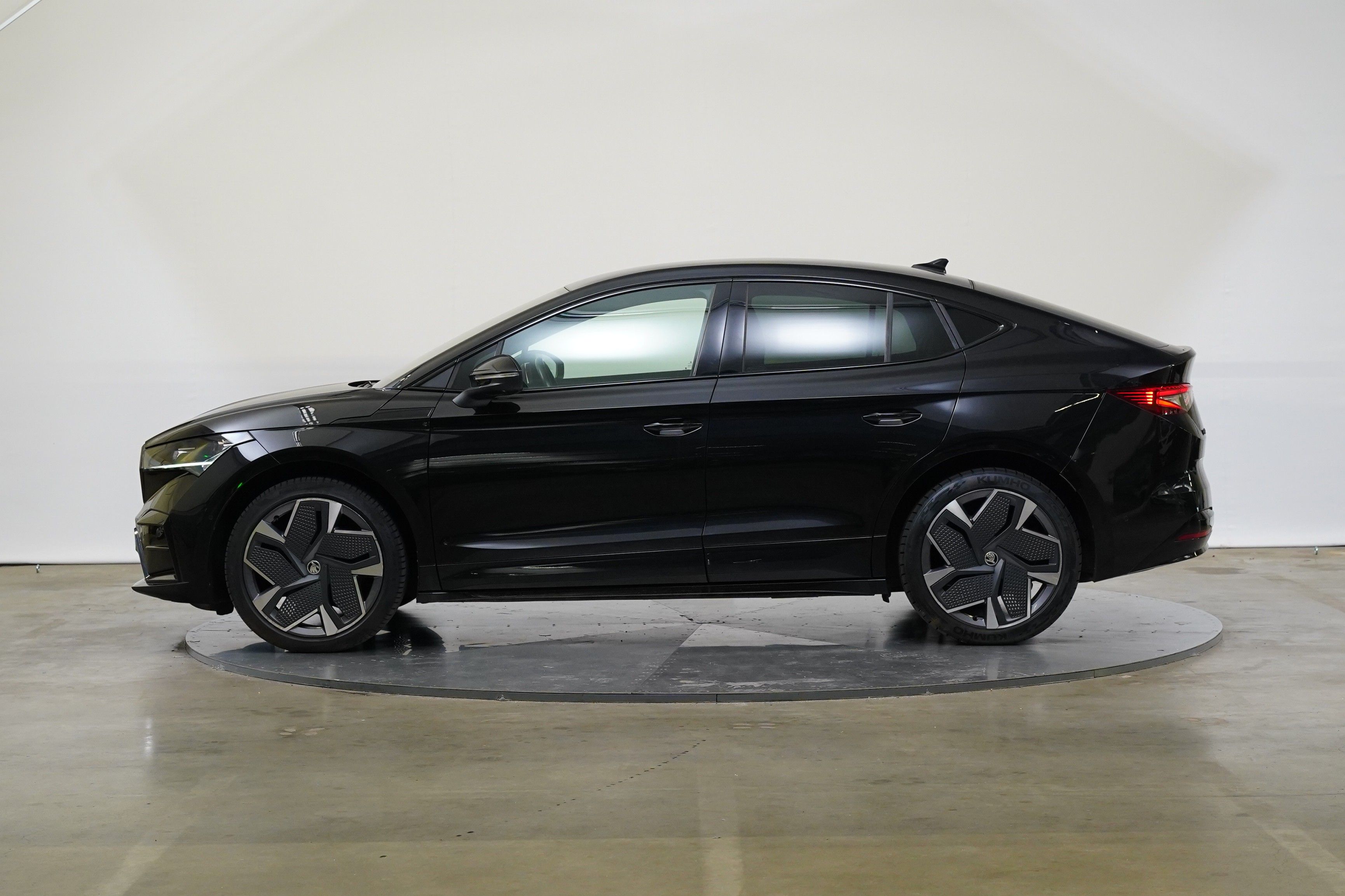 Škoda Enyaq iV - fotka 3