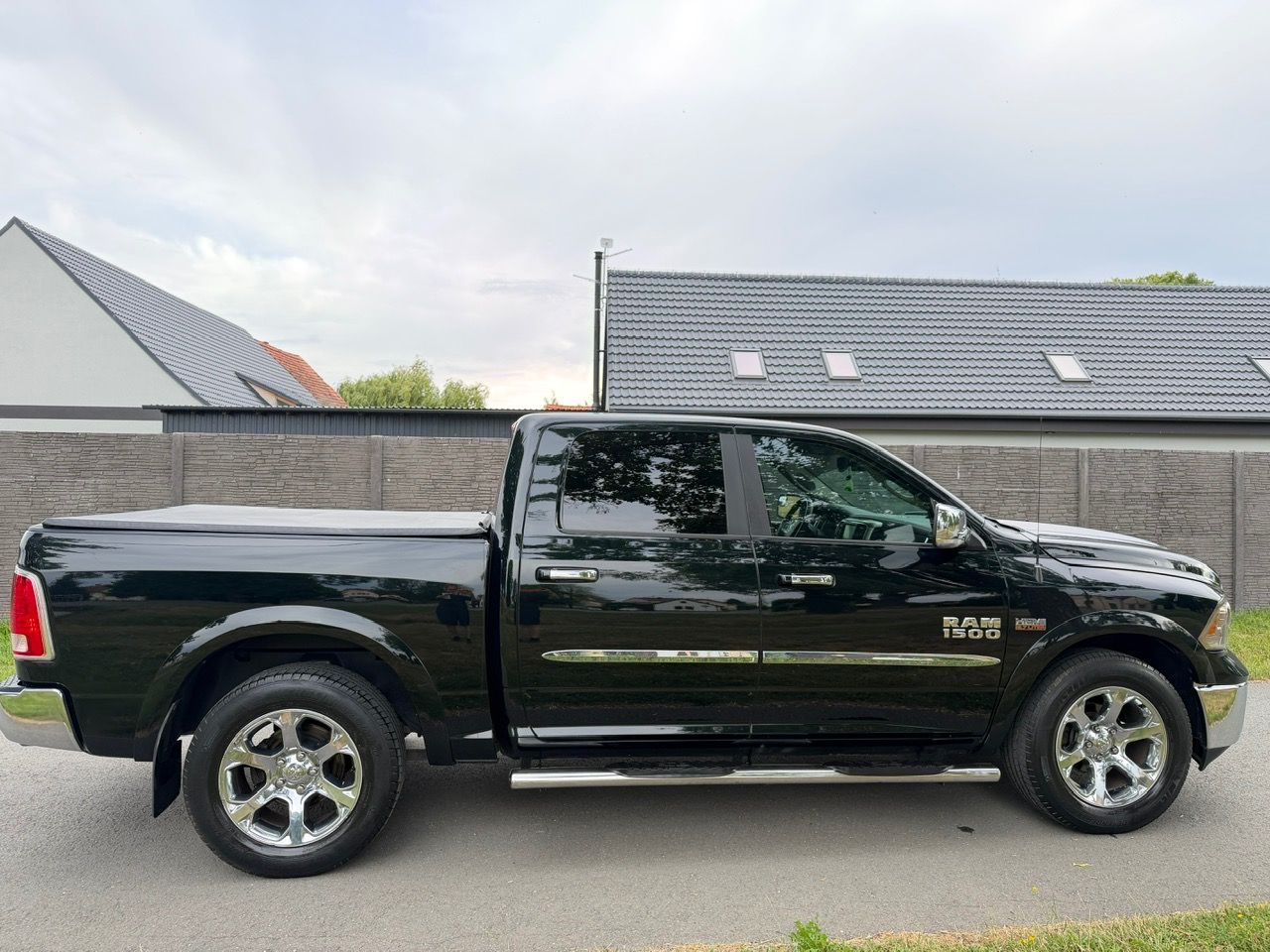 Dodge Ram, Laramie, po velkém servisu! - fotka 4