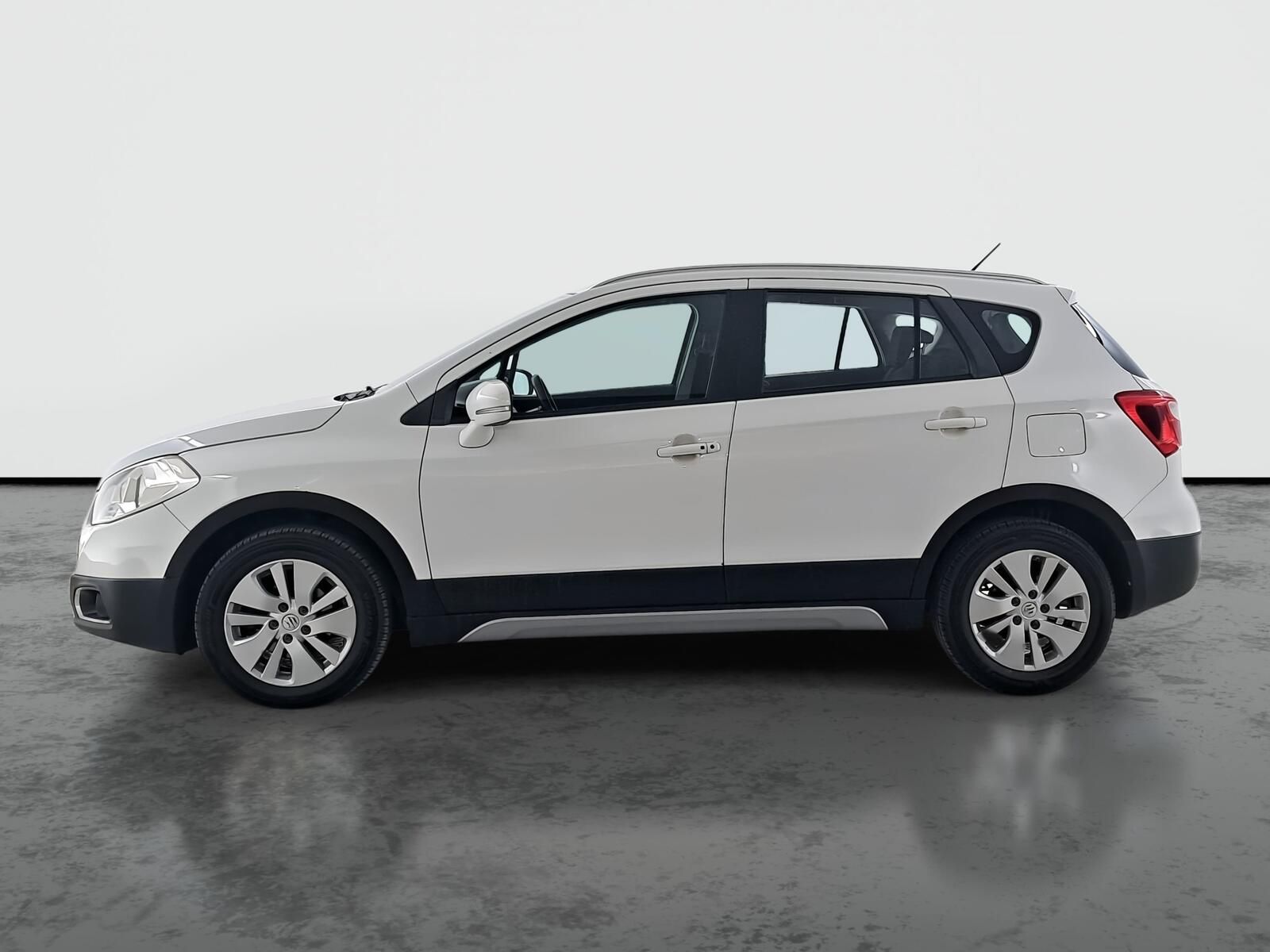 Suzuki SX4 S-Cross, 1.6 DDiS, Serv.kniha - fotka 3