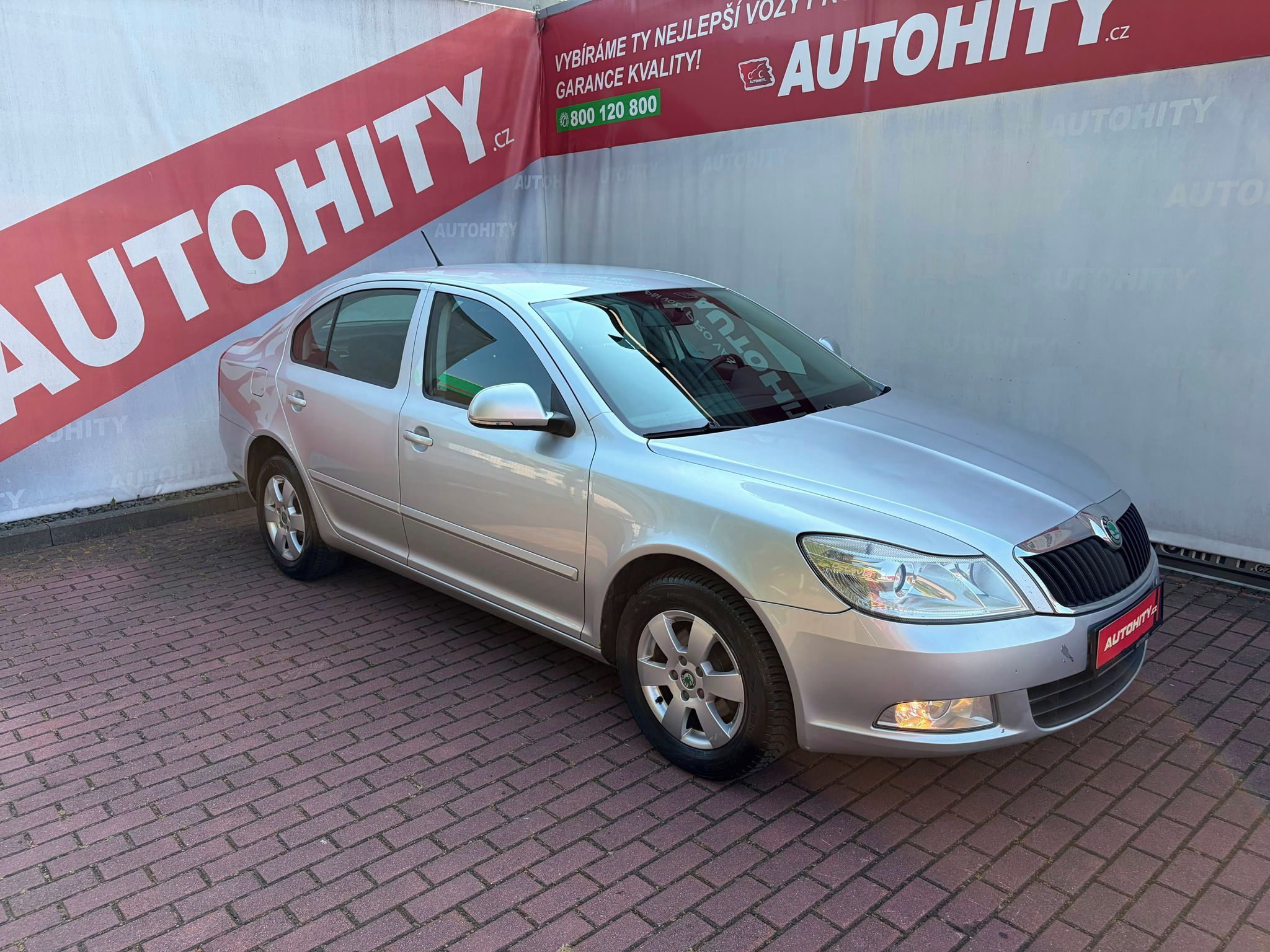 Škoda Octavia, 1.6 TDi, ČR - fotka 3