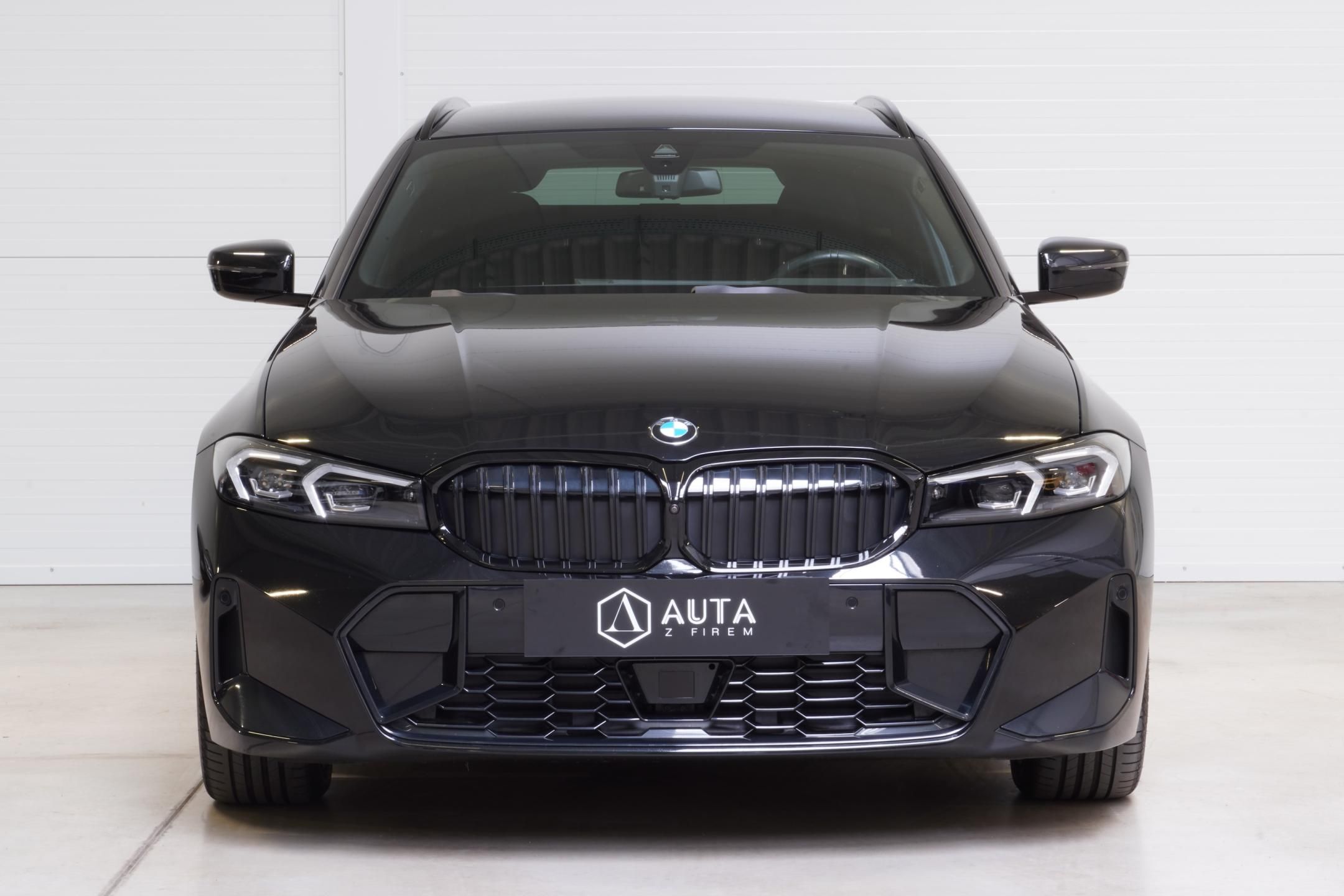 BMW Řada 3, 320d,Xdrive,MPacket,ČR,DPH,HUD - fotka 2