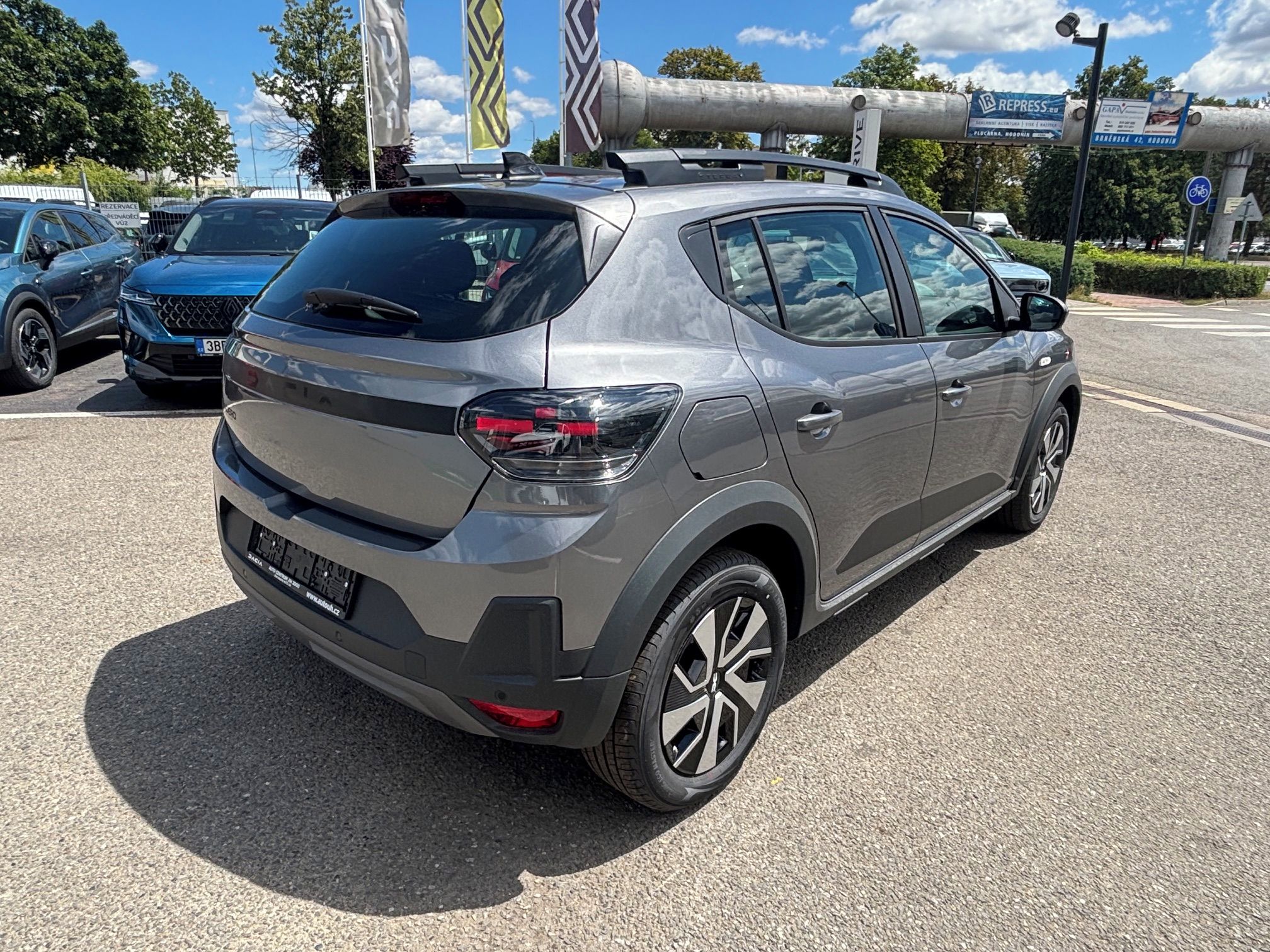 Dacia Sandero, Stepway Expression Eco-G 120 - fotka 6