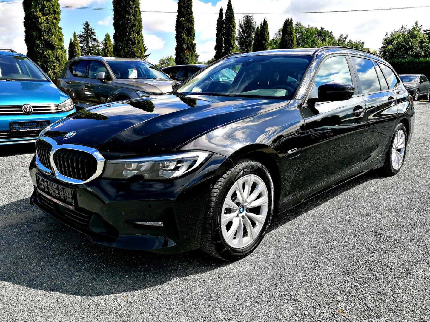 BMW Řada 3, 320e Comfort,Tažné - fotka 2