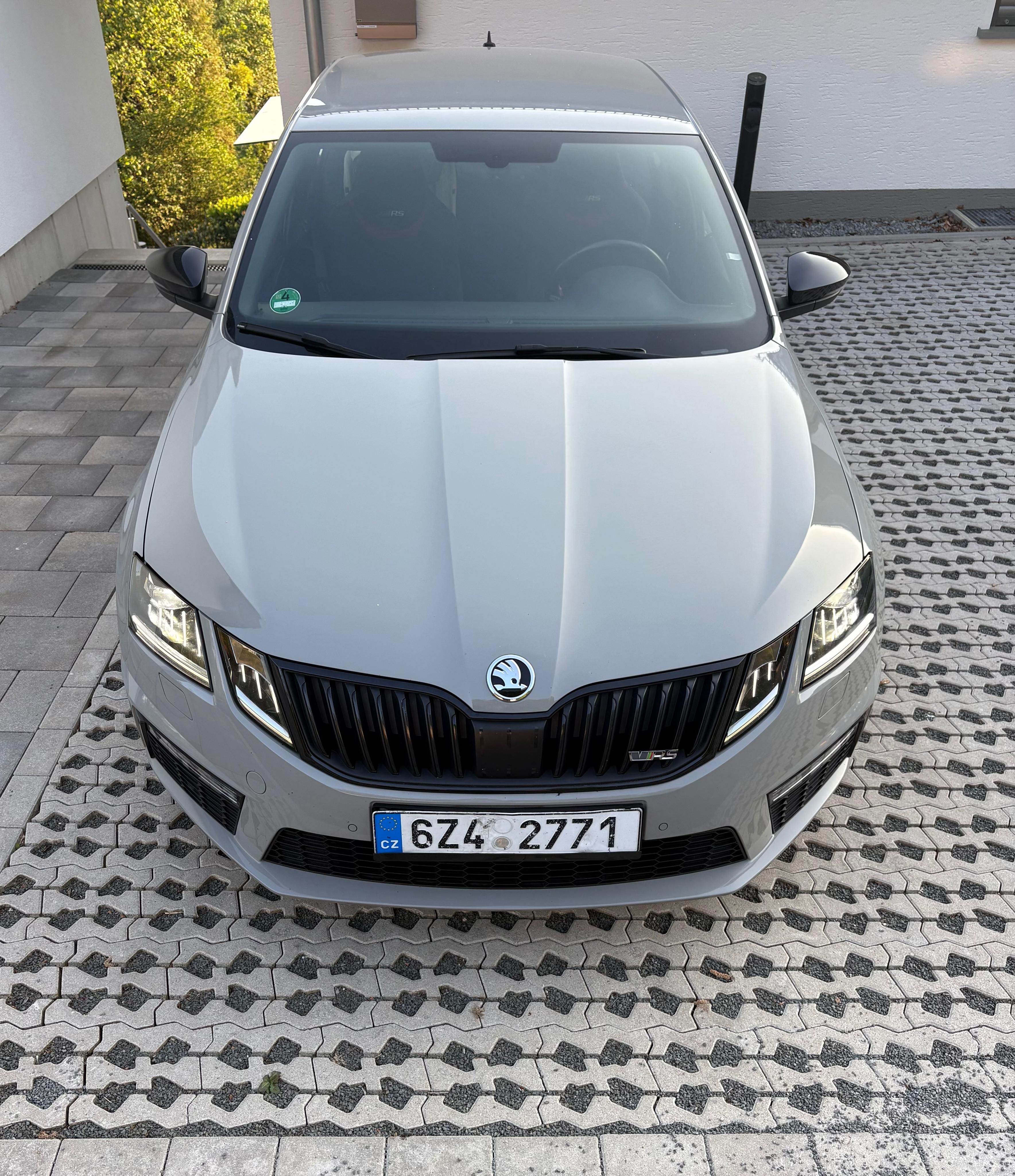 Škoda Octavia, RS 2.0 TSI 245 k - fotka 2