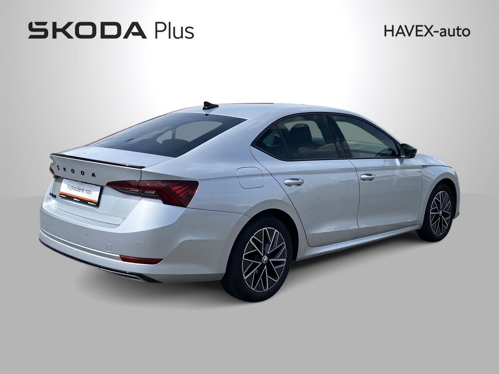 Škoda Octavia, 2.0 TDI DSG SportLine - fotka 2
