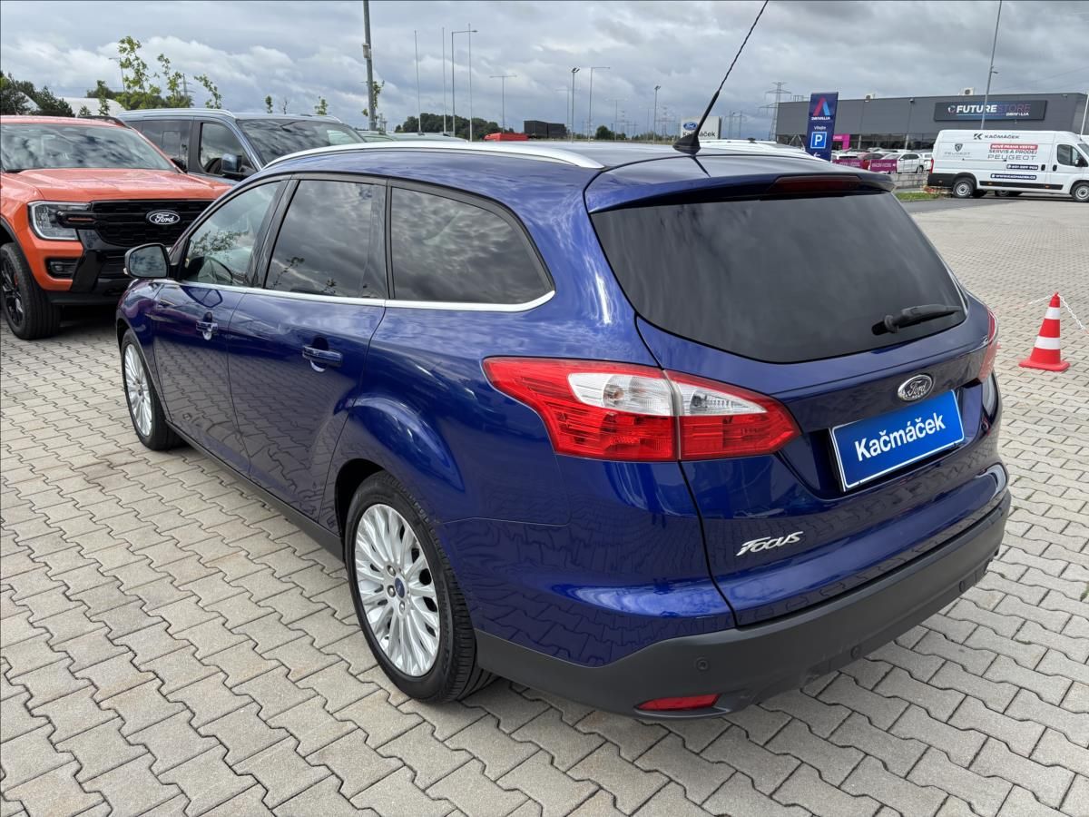 Ford Focus, 2,0 TDCI 140k Titanium - fotka 3