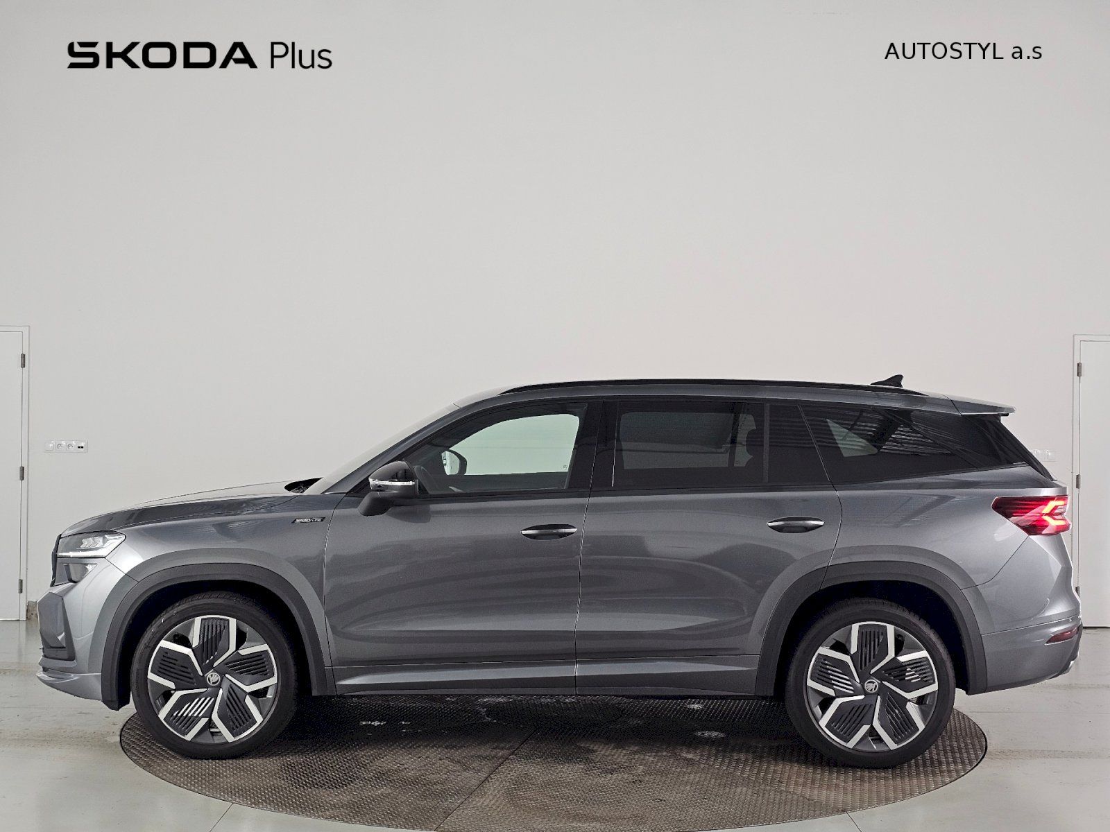 Škoda Kodiaq, 2.0TDi 142kW 4X4 SPORTLINE 7S - fotka 3