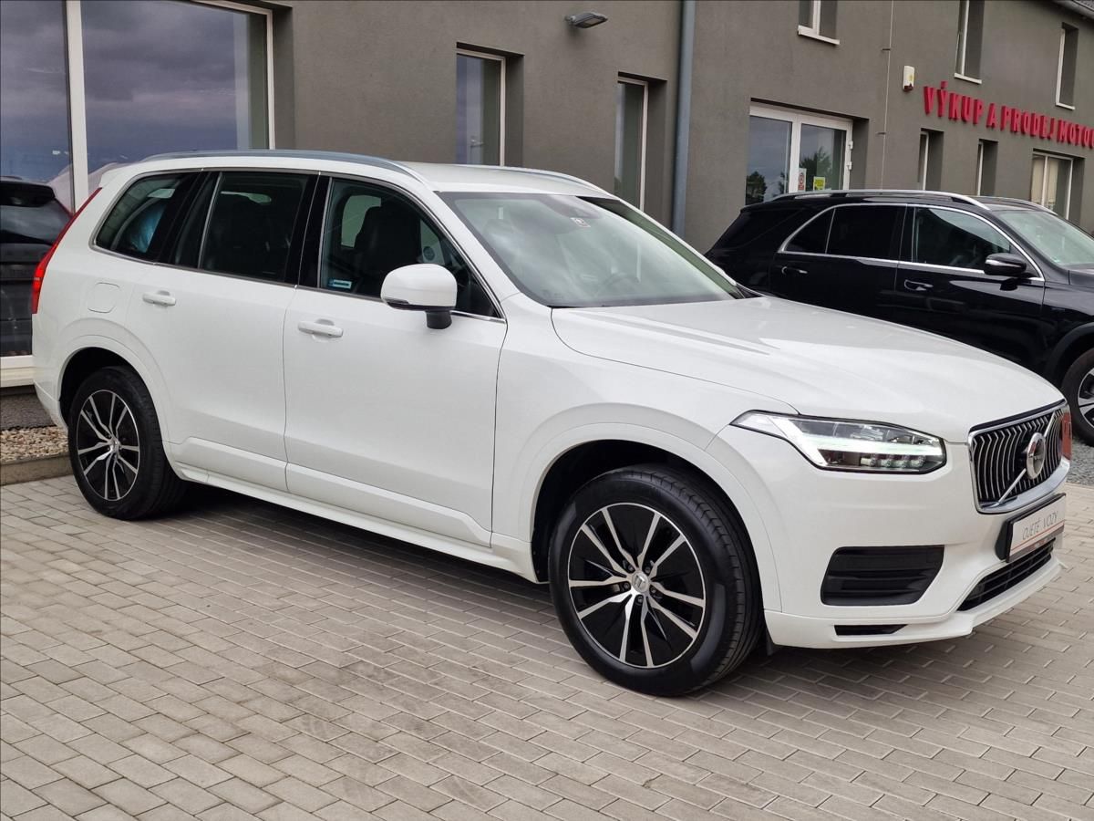 Volvo XC90, B5 AWD MomentumPro, 7-míst,ČR - fotka 2