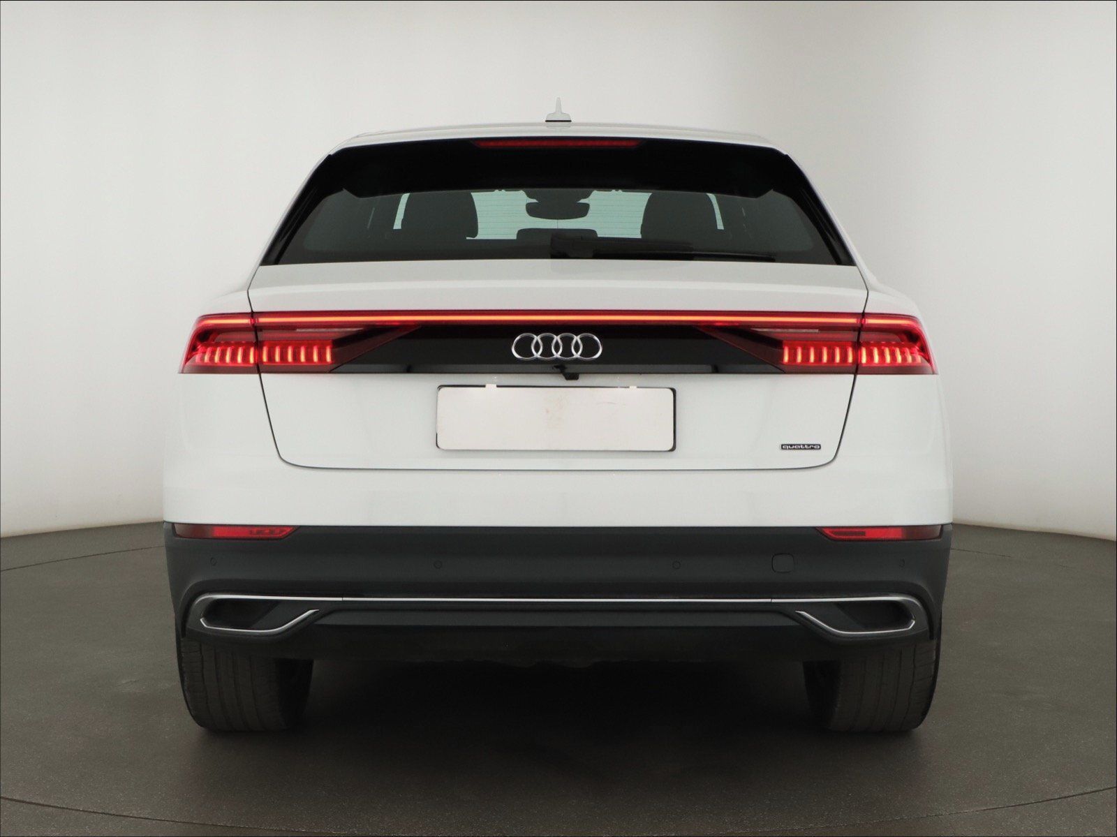 Audi Q8, 55 TFSI - fotka 4