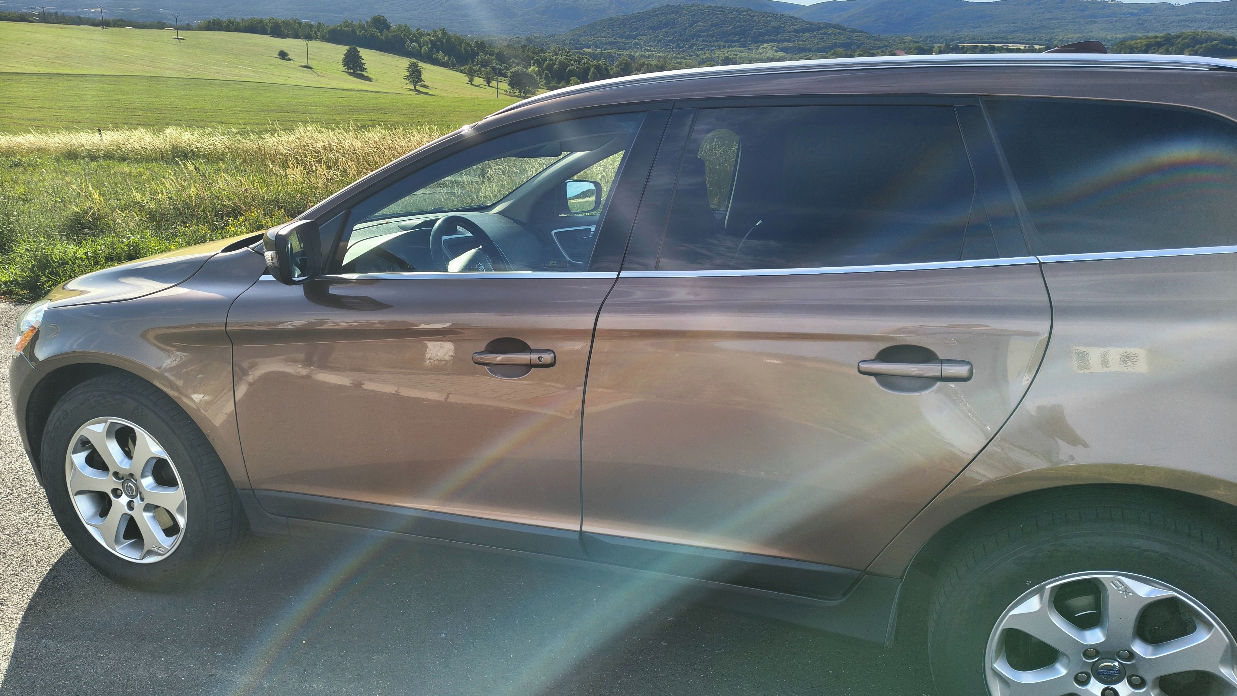 Volvo XC60, 2,4D AWD, servisní historie - fotka 5