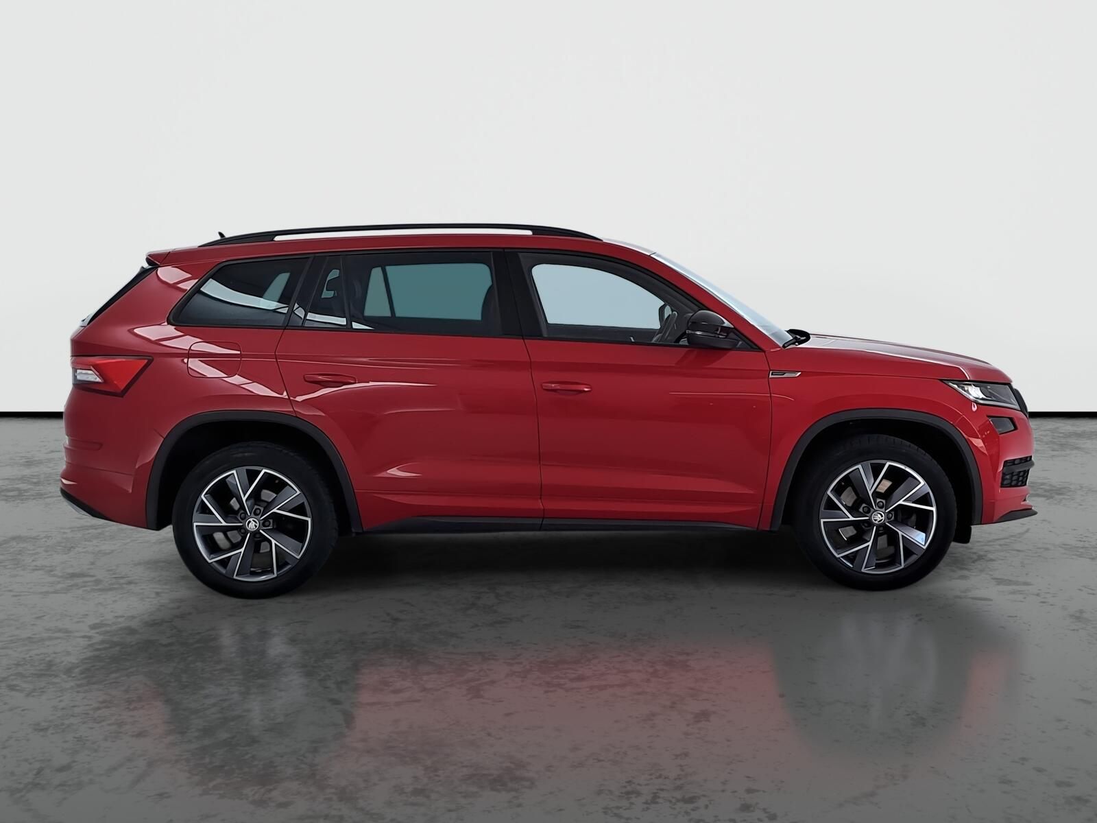 Škoda Kodiaq, 2.0 TDI 4x4, Sportline, 4X4 - fotka 6