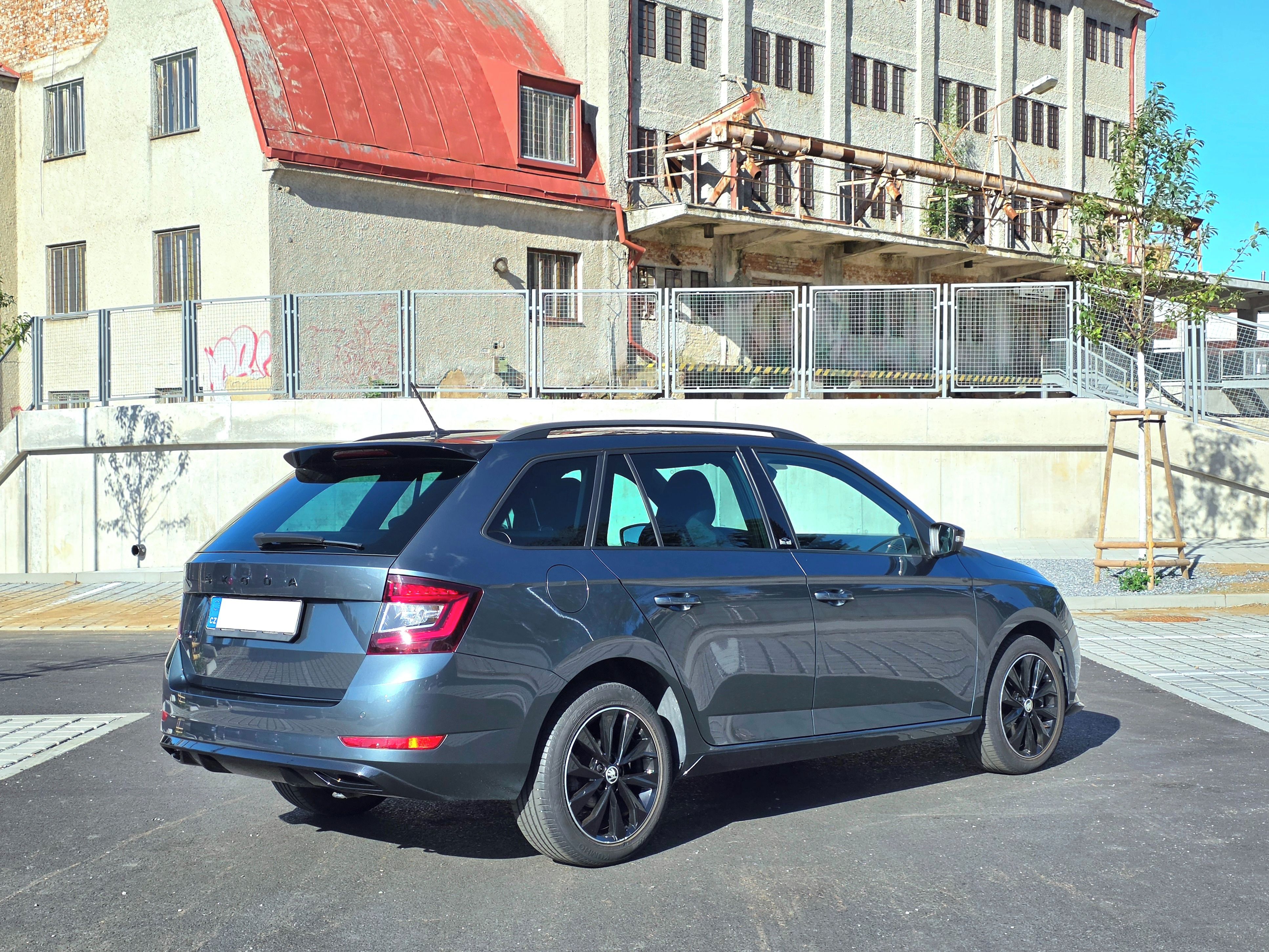 Škoda Fabia, 1.0 TSI 81kW Monte Carlo - fotka 2