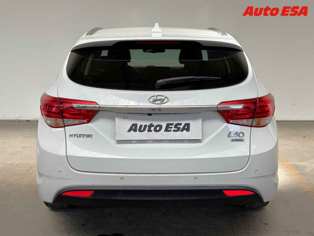 Hyundai i40, 1.7,ČR - fotka 5