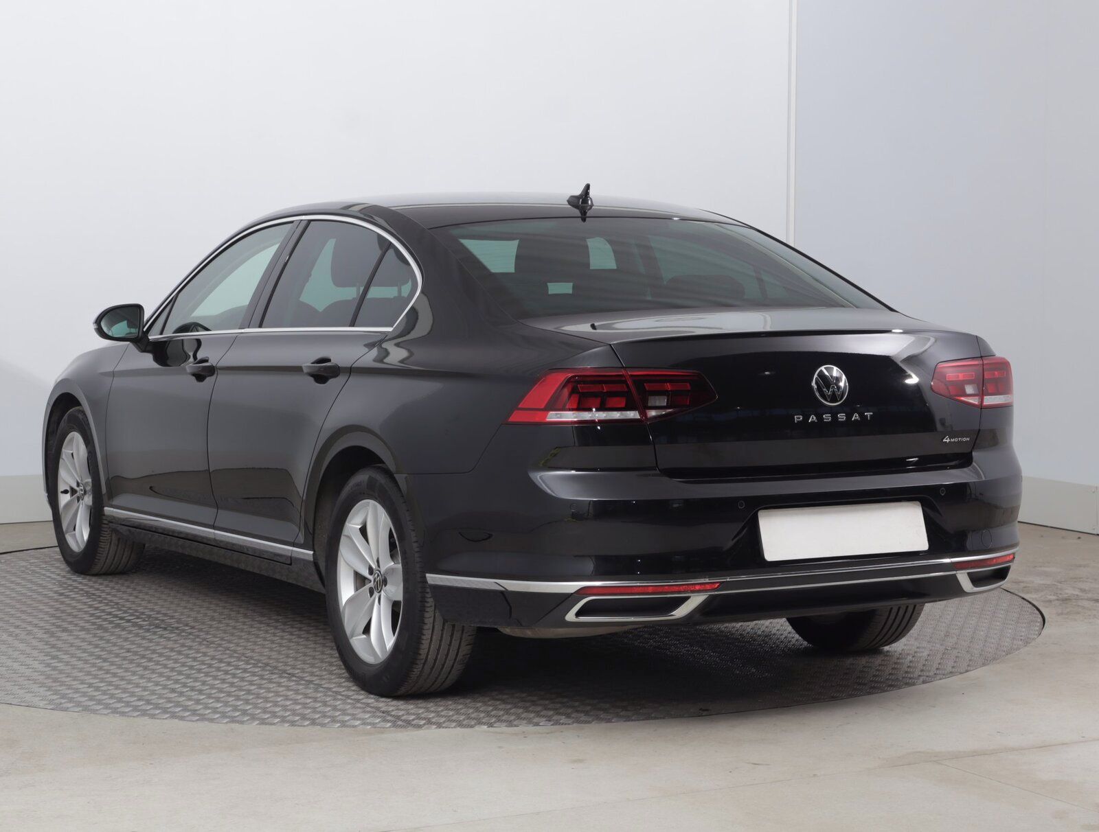 Volkswagen Passat, 2.0 TDI, Elegance, 4X4 - fotka 4