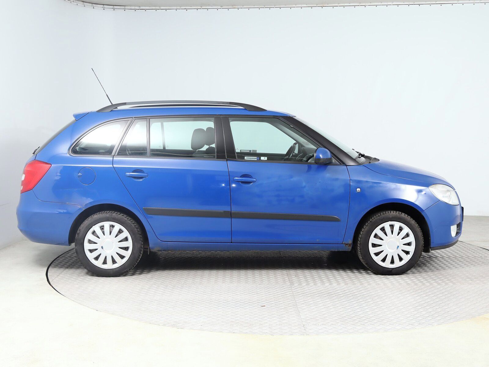Škoda Fabia, 1.2 12V, Elegance, Tažné - fotka 6