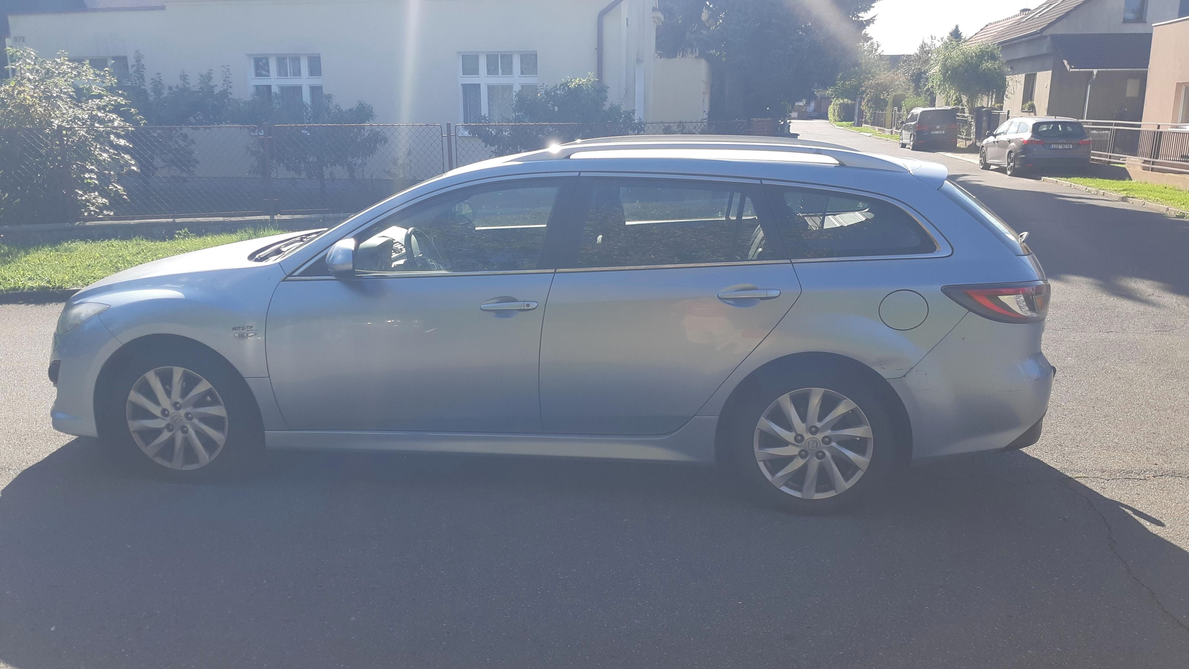 Mazda 6, Mazda 6 kombi GH 2.2 95 kw - fotka 2