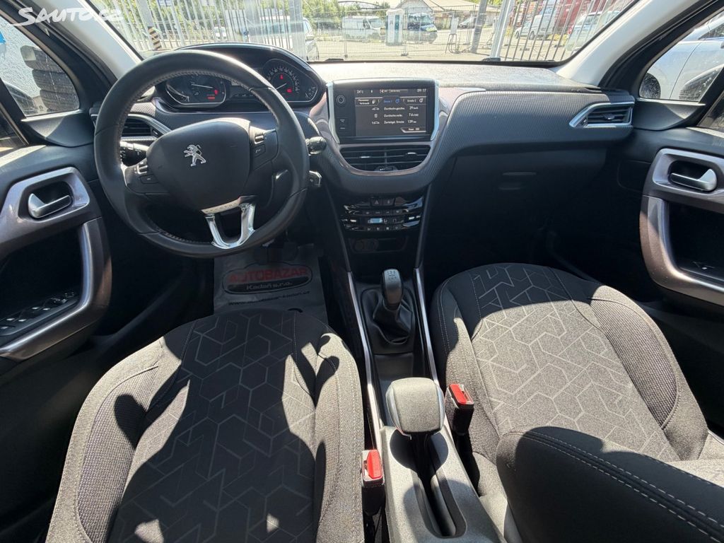 Peugeot 2008, 1,6 HDi,68kW,SERVISKA,1.MAJIT.