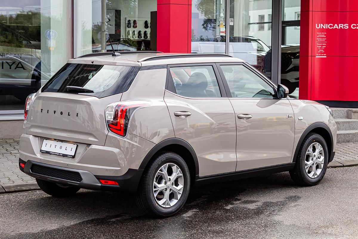 KGM Tivoli, 1,5 GDI AT 2WD STYLE AUT.KLIMA - fotka 5