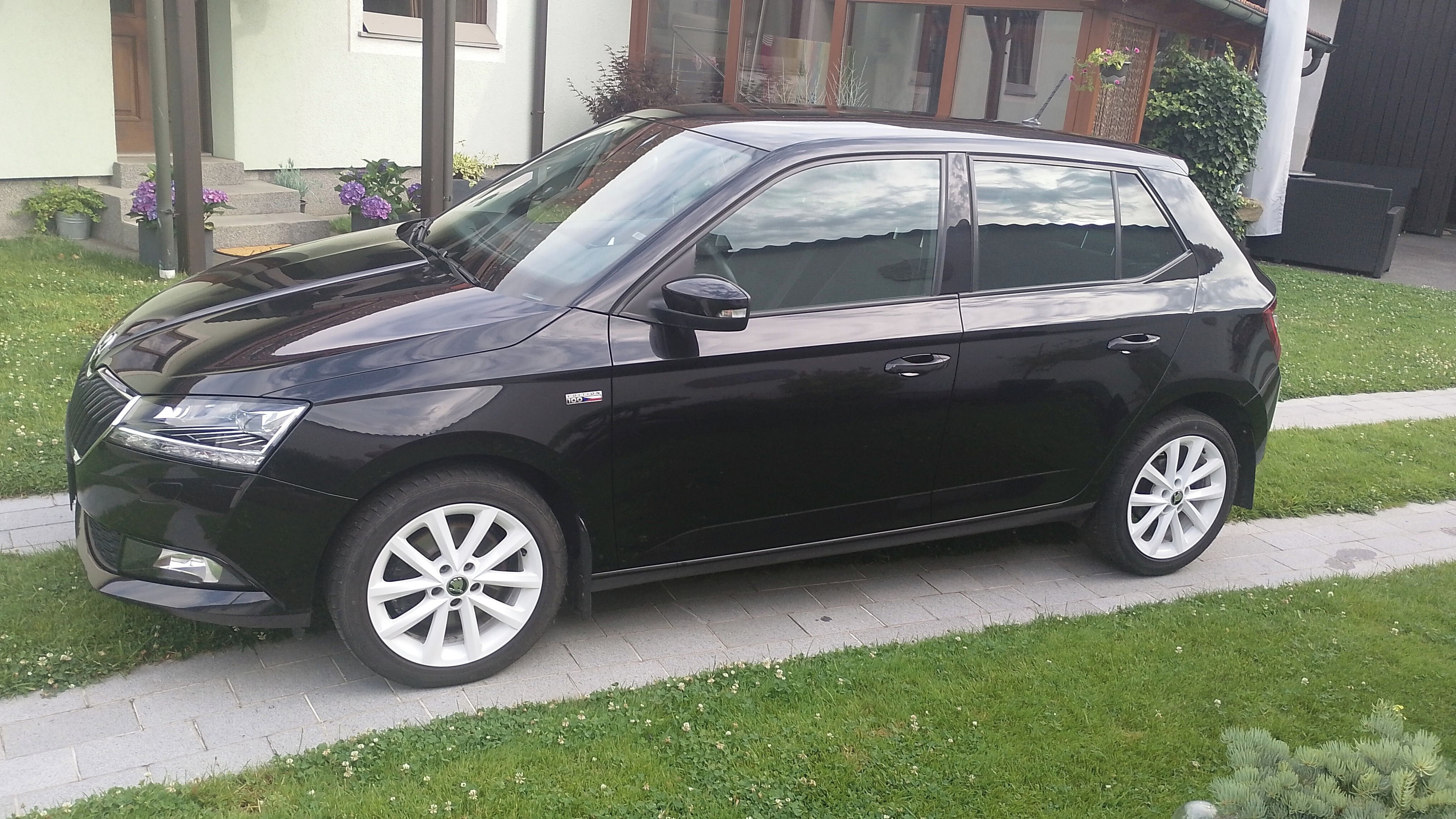 Škoda Fabia - fotka 2