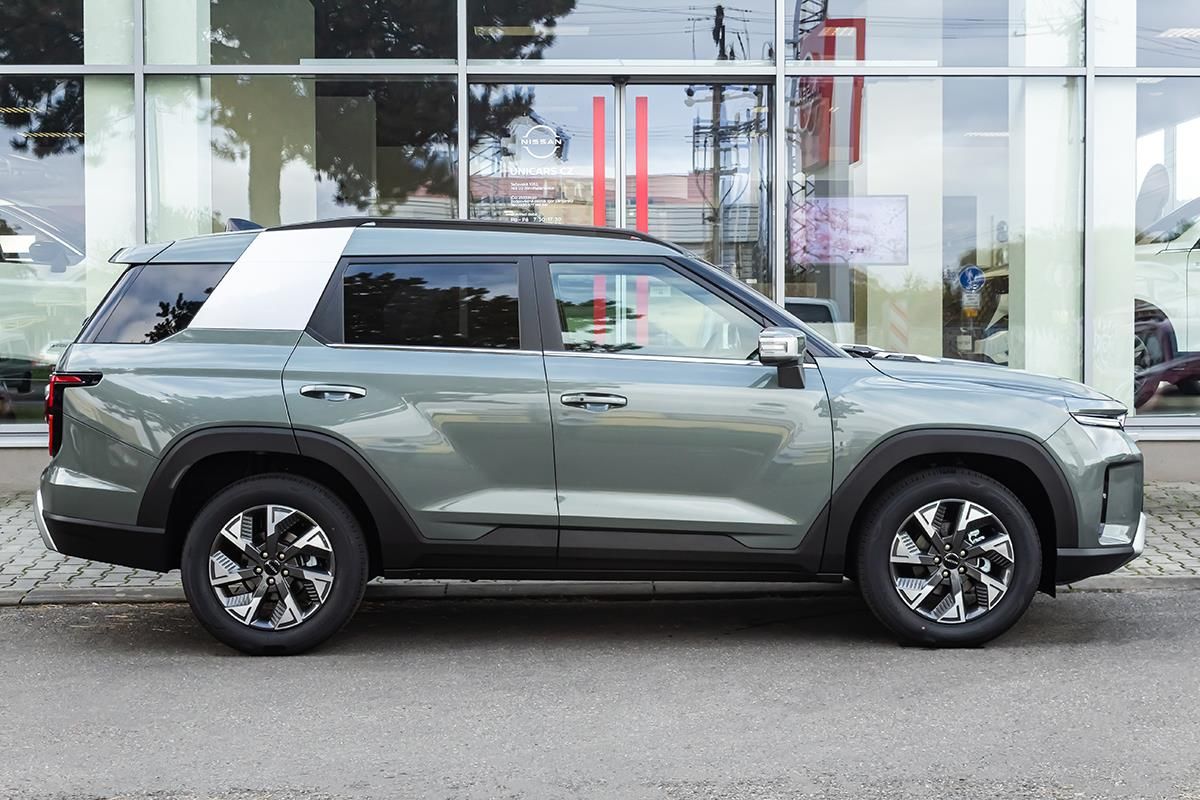 SsangYong Torres, 1,5 HEV STYLE safety 5 el.dveř - fotka 5