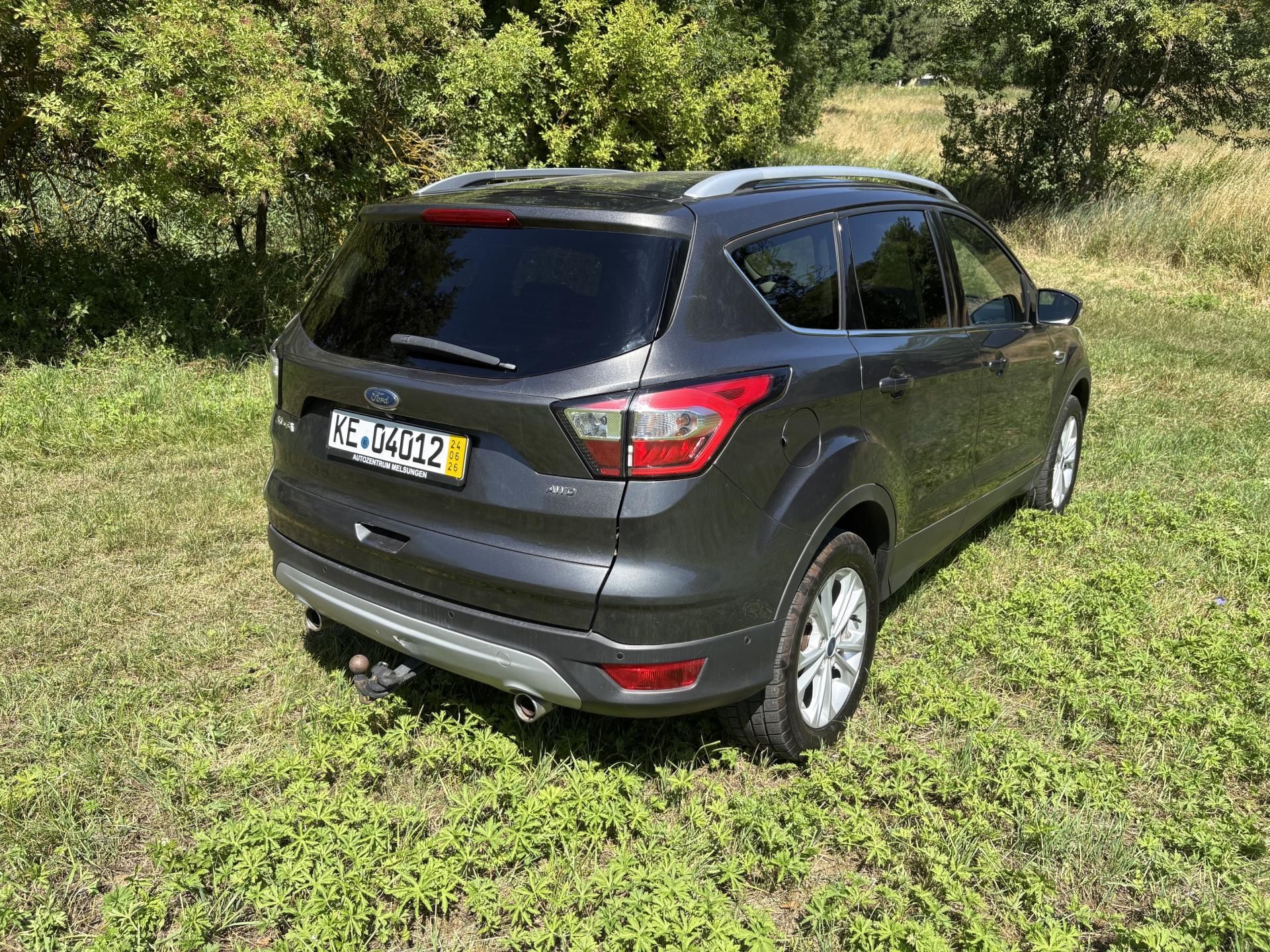 Ford Kuga, Titanium 2.0 TDCi 4X4 - fotka 6