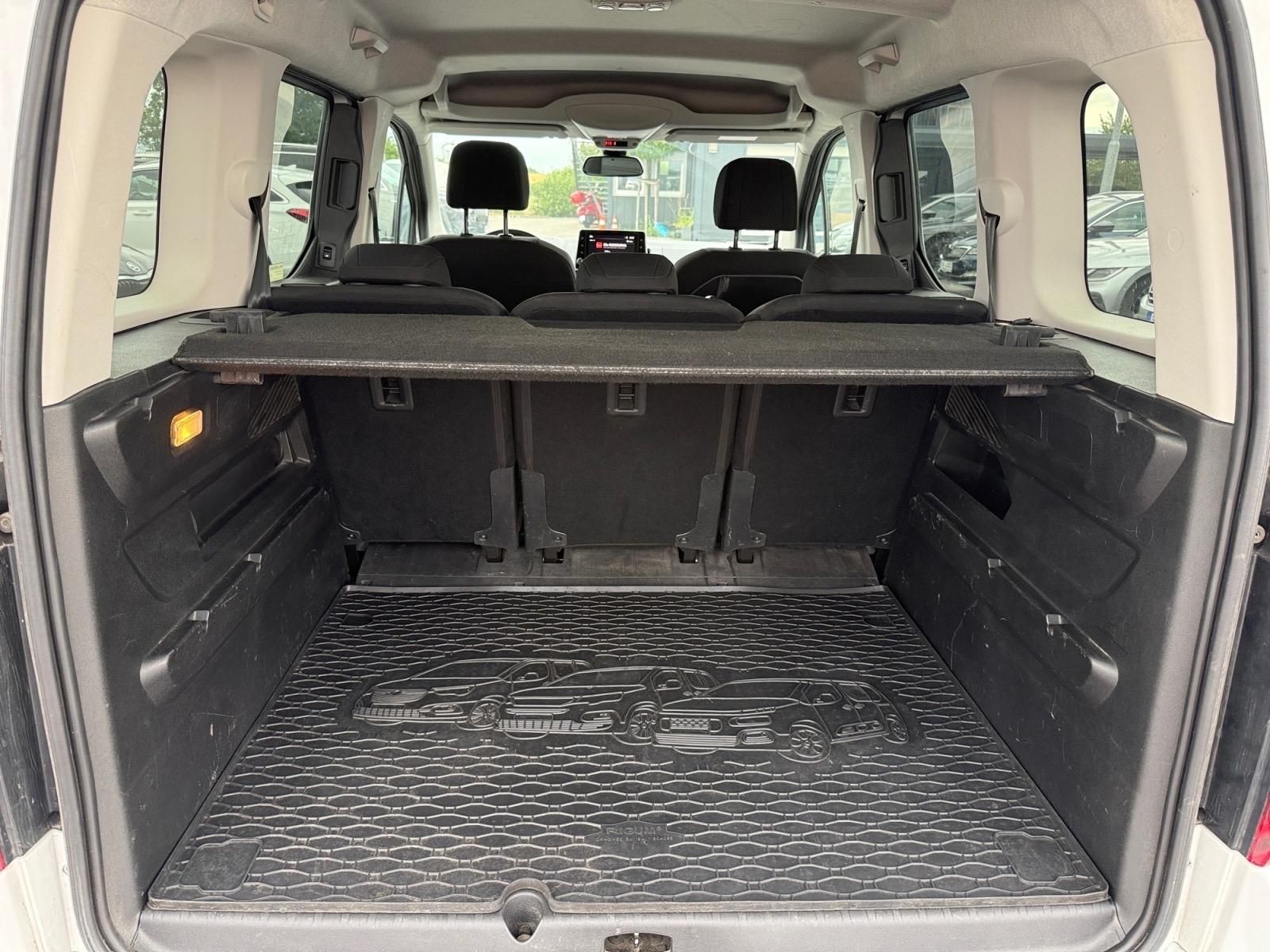 Opel Combo, ELEGANCE+ 1.5CDTI 96kW TAŽNÉ - fotka 6