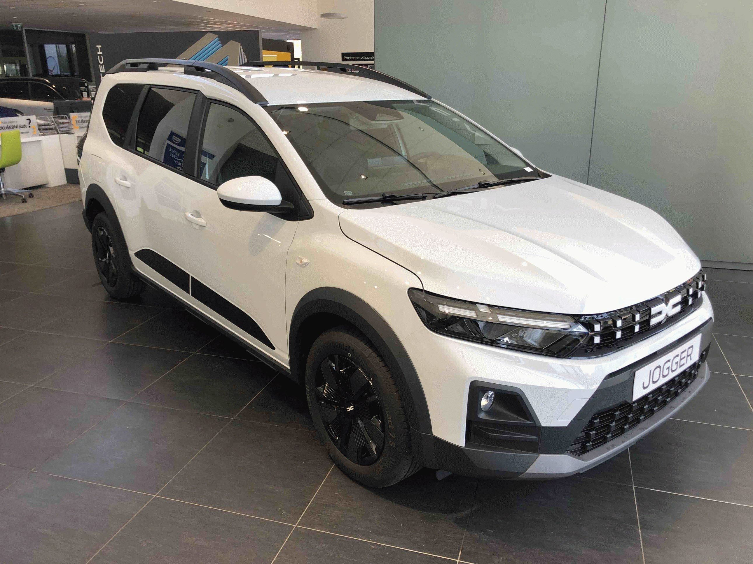 Dacia Jogger, Expresion TCe 110 5míst - fotka 2