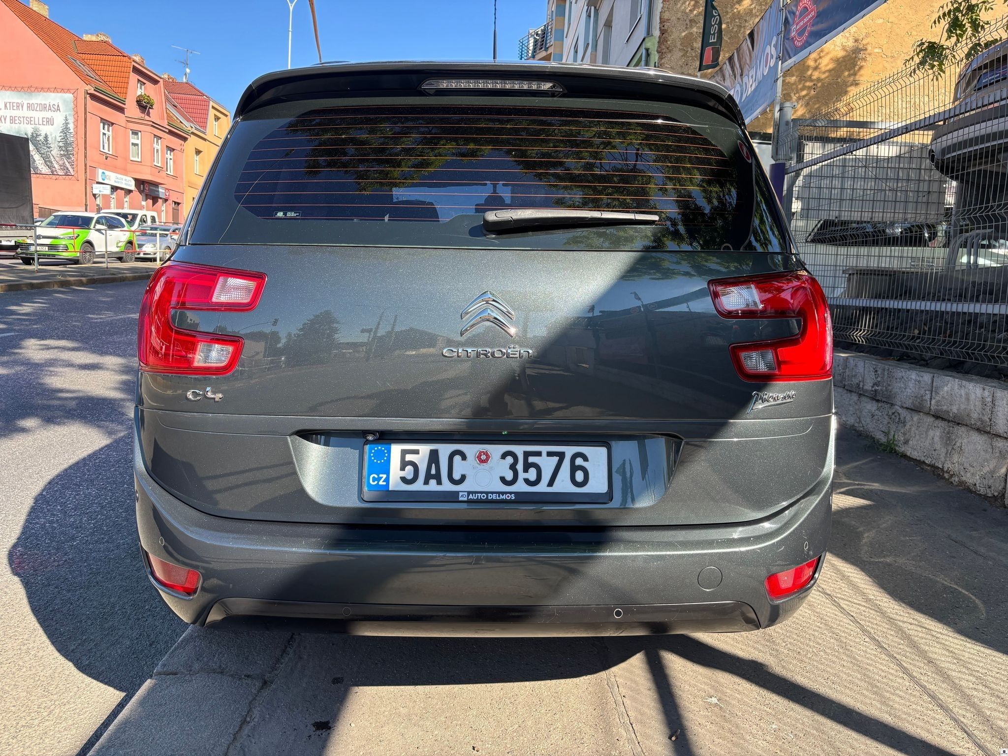 Citroën Grand C4 Picasso, 1.6HDi.7MÍST.DPH.ČR.1MAJ.DPH.Z - fotka 4