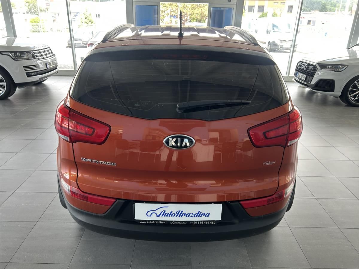 Kia Sportage, 1,6   2.MAJITEL,PŮVOD ČR,AC - fotka 5