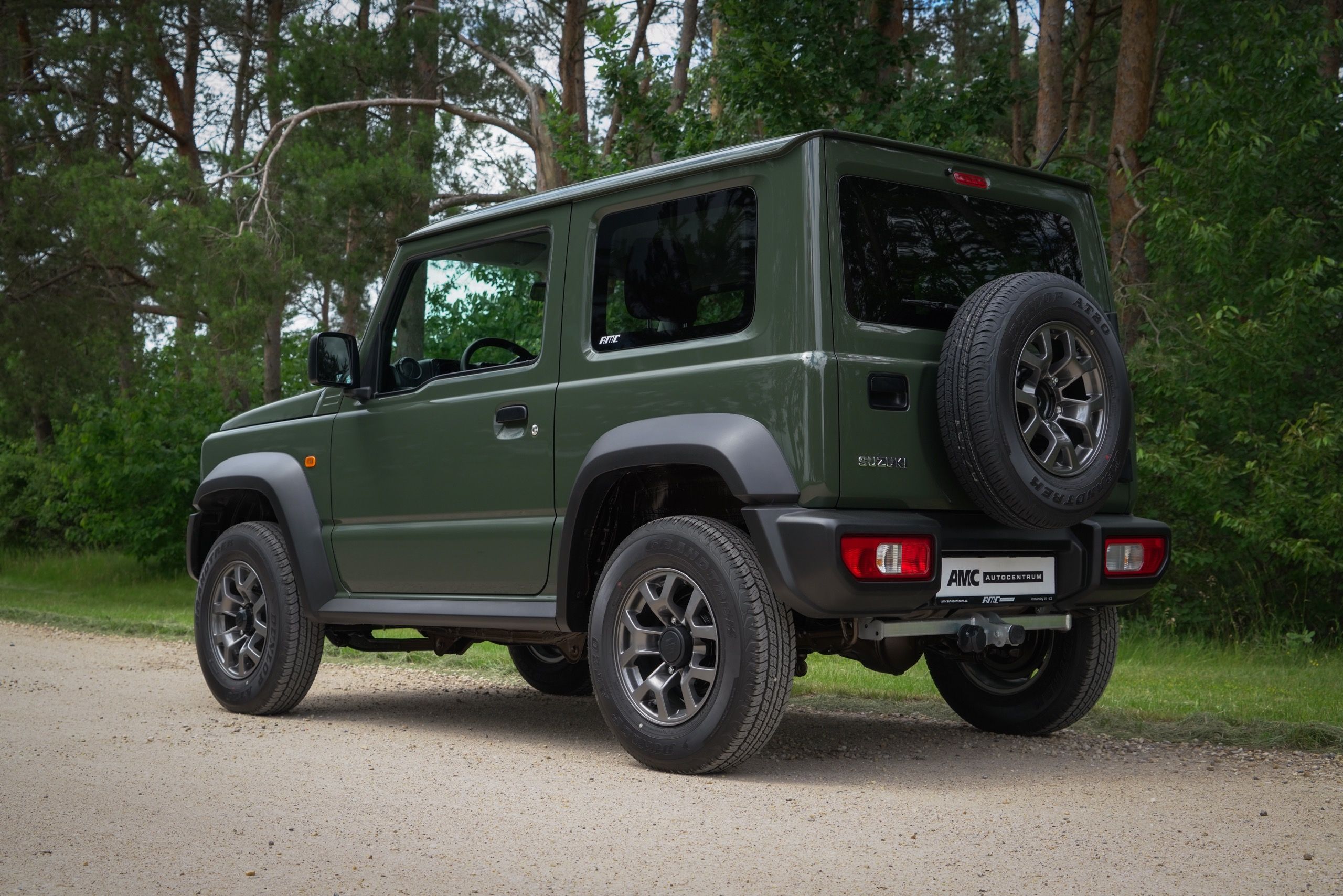 Suzuki Jimny, 1.5 GL, automat + záruka - fotka 2