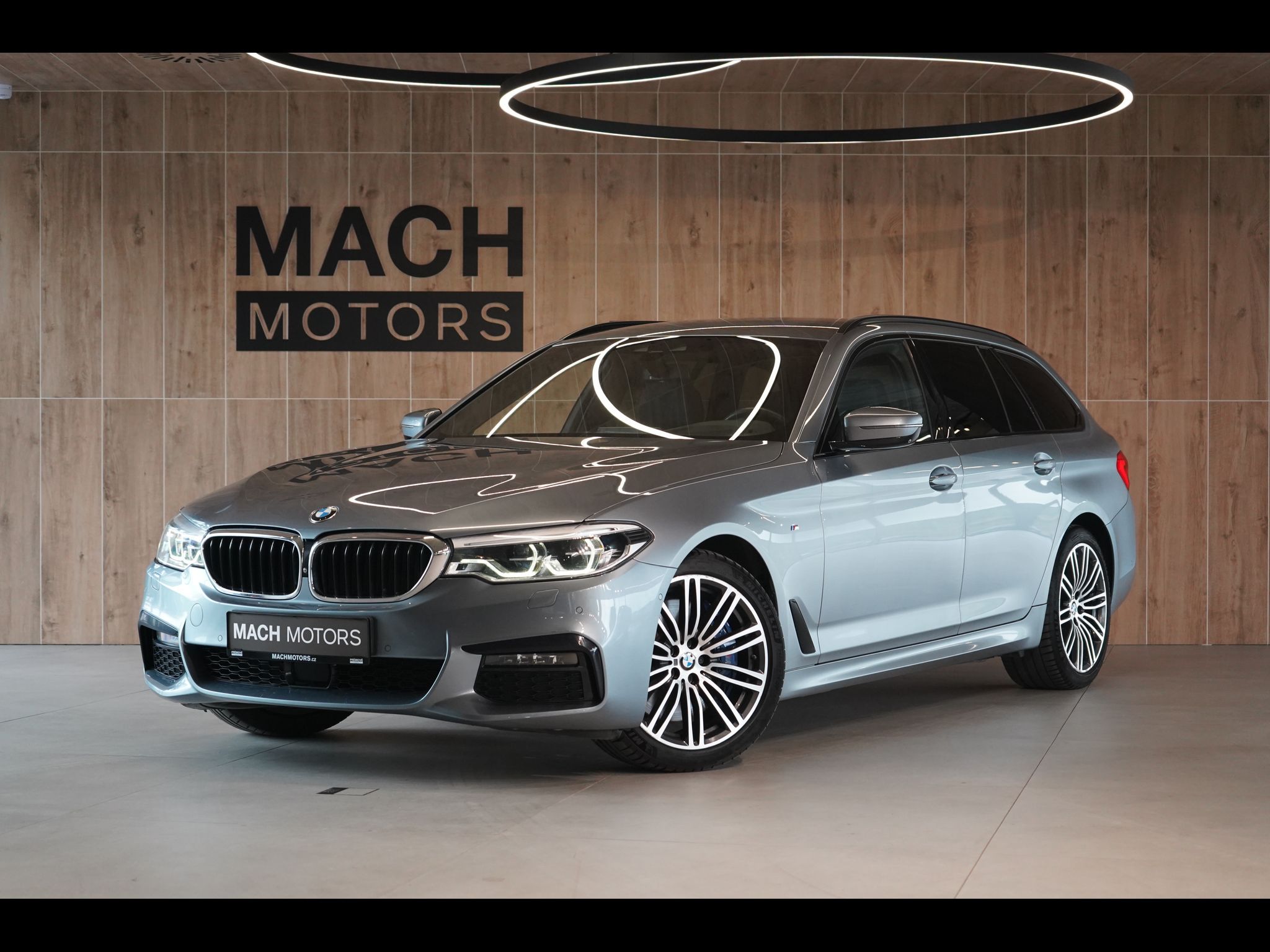 BMW Řada 5, 540d xDrive, Tažné, Ventilace