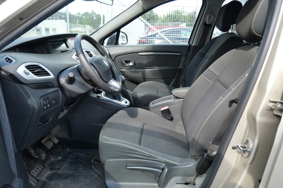 Renault Scénic, 1.6 16V 81 kW EXPRESSION - fotka 5