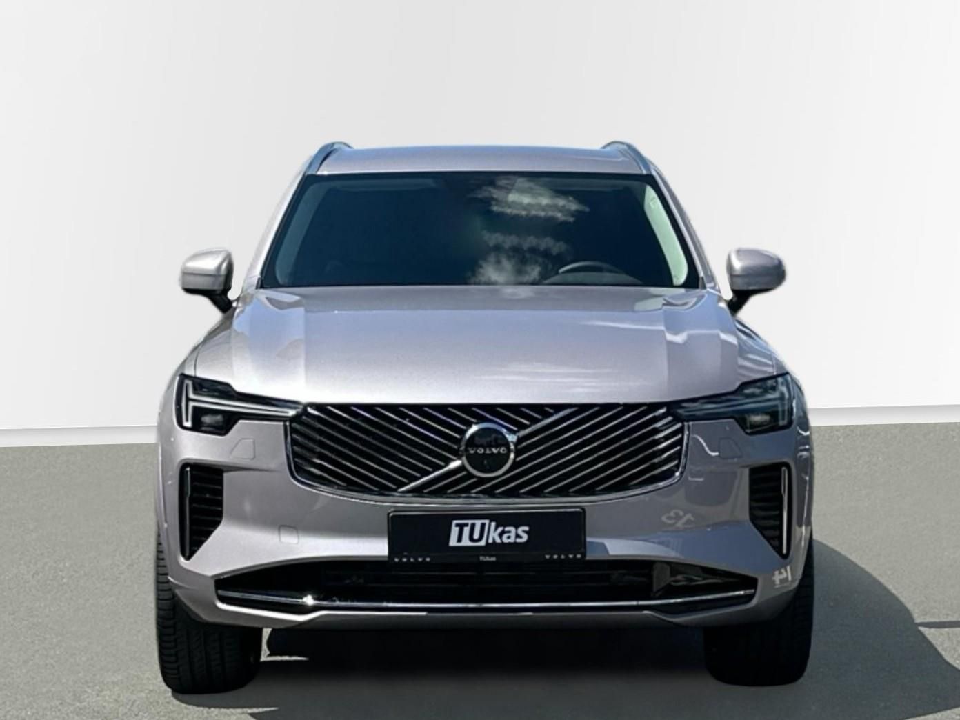 Volvo XC90, 2.0B5 184kW 4x4  PLUS BRIGHT - fotka 3