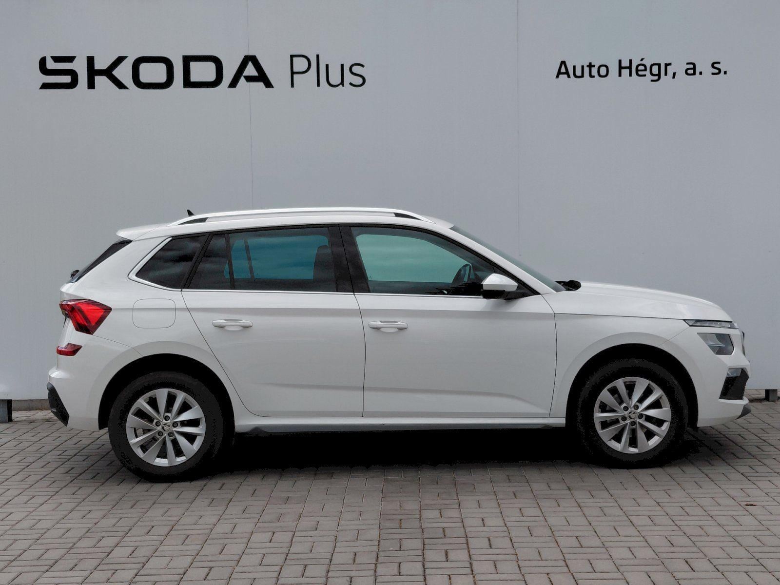 Škoda Kamiq, 1.0 TSI 85kW Top Selection - fotka 6