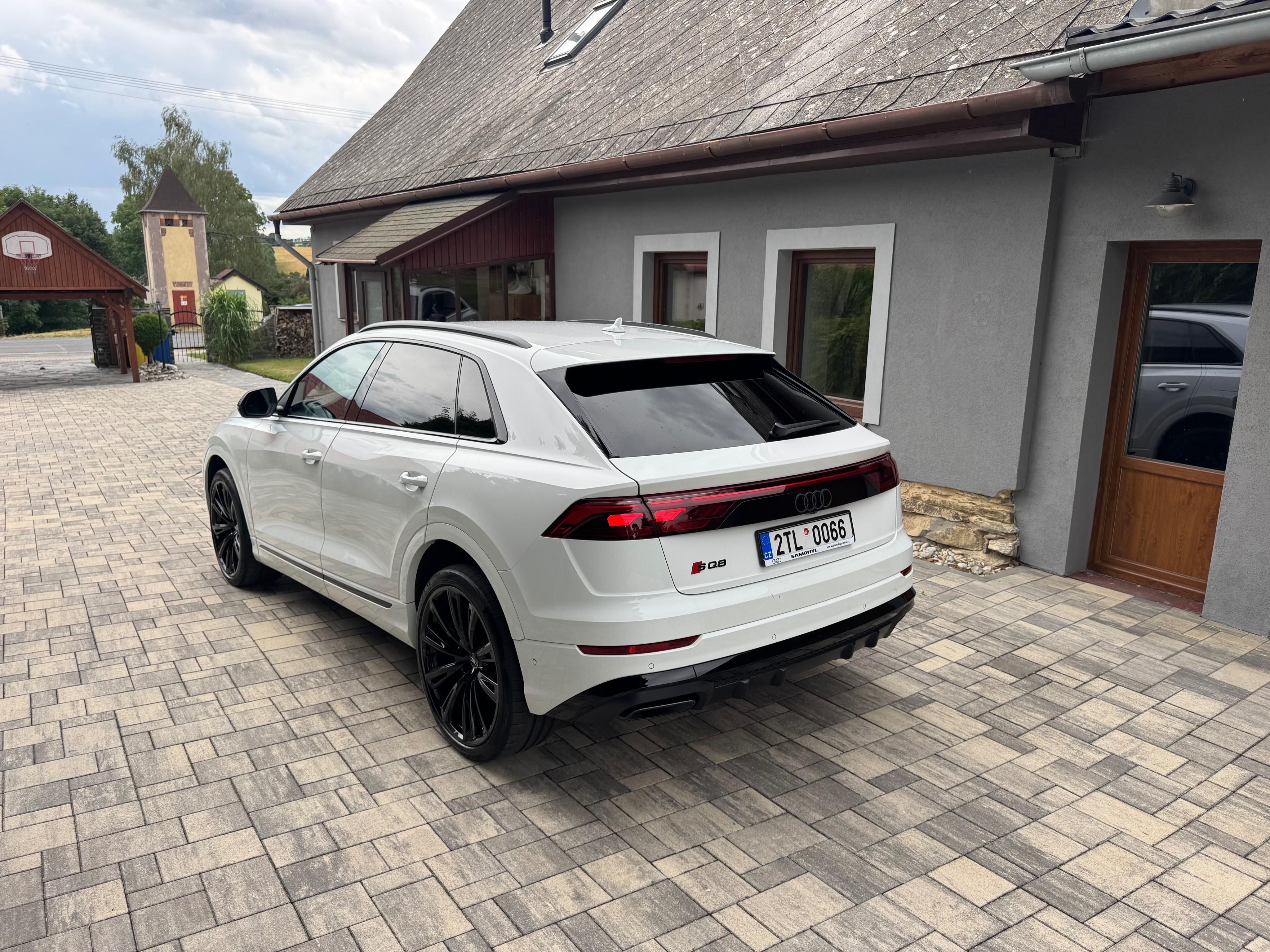 Audi Q8, 3.0 TDI záruka servisováno - fotka 4