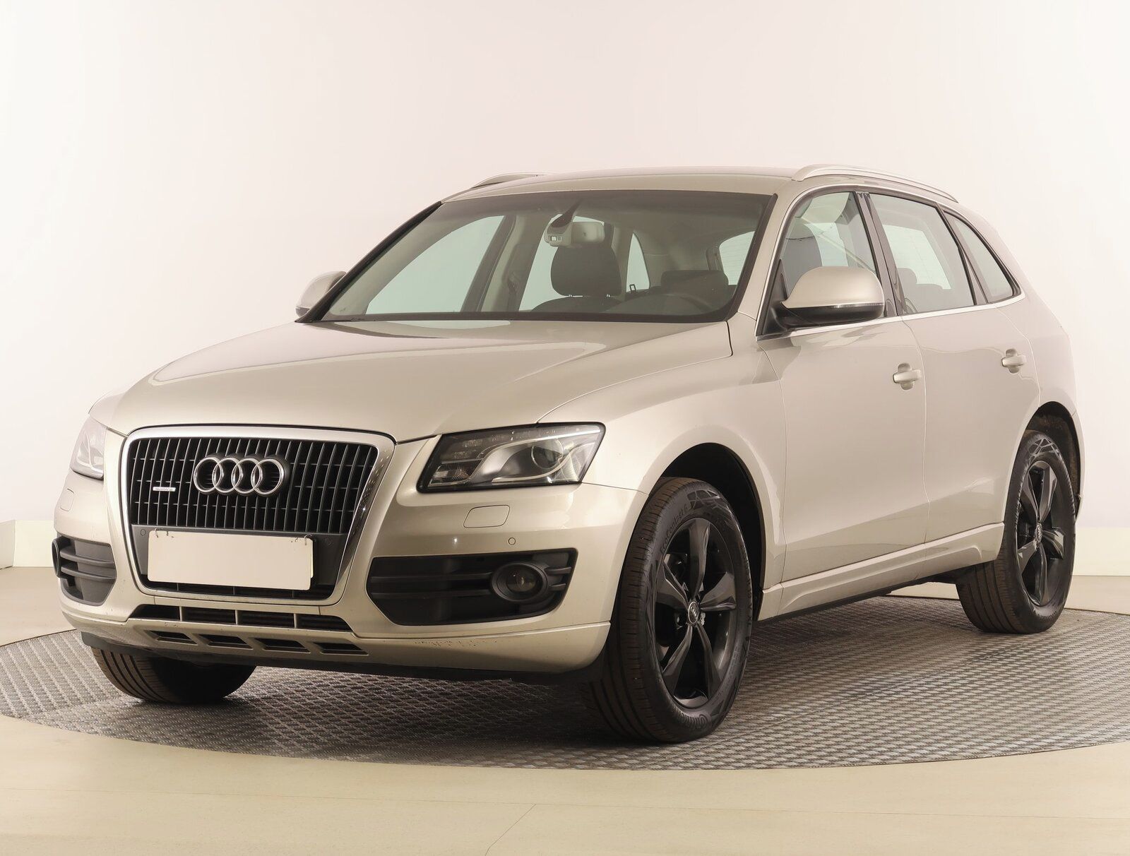 Audi Q5, 2.0 TDI, 4X4, Automat, Navi - fotka 2