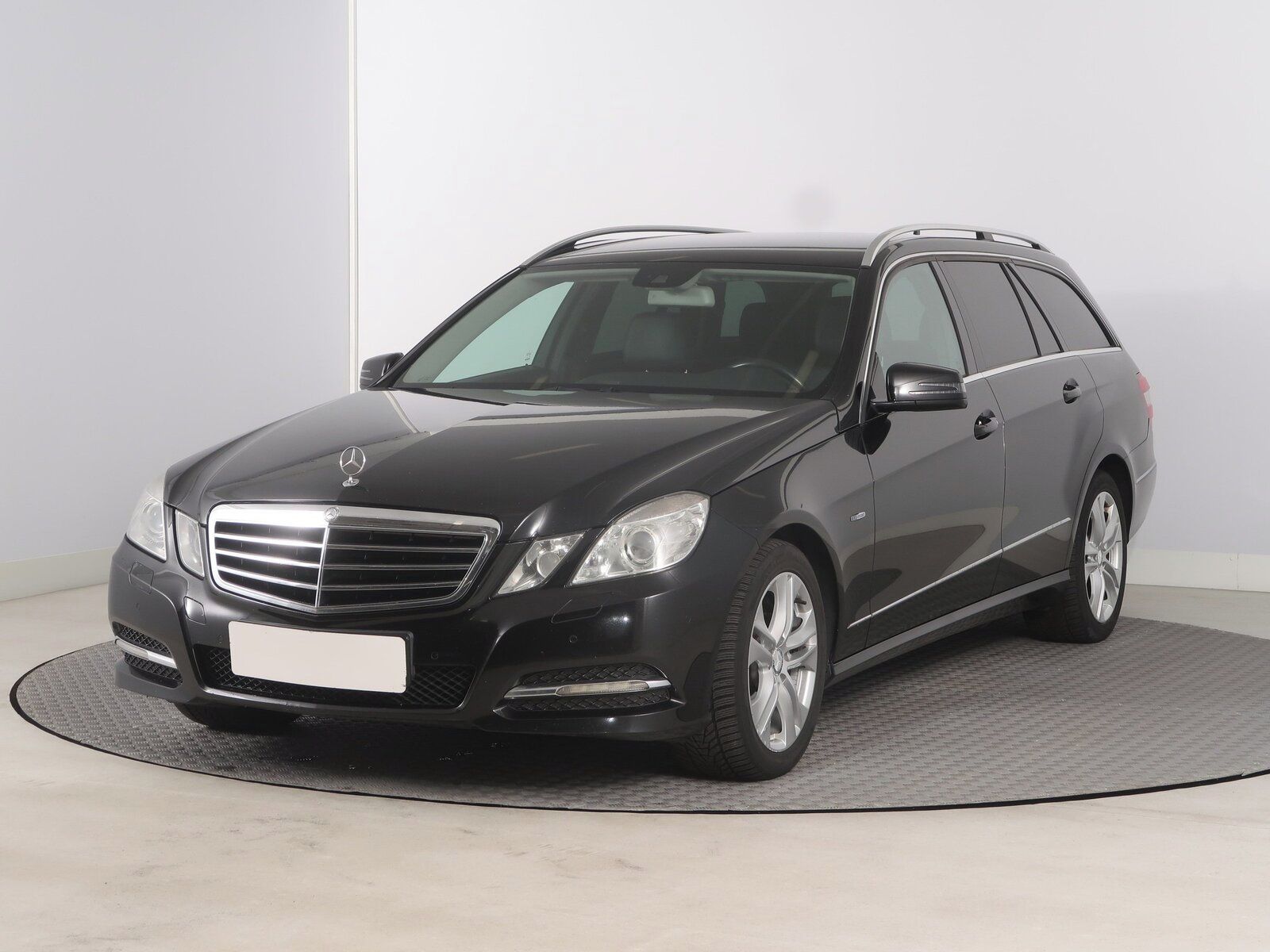 Mercedes-Benz Třídy E, 250 CDI, Automat, Navi - fotka 2